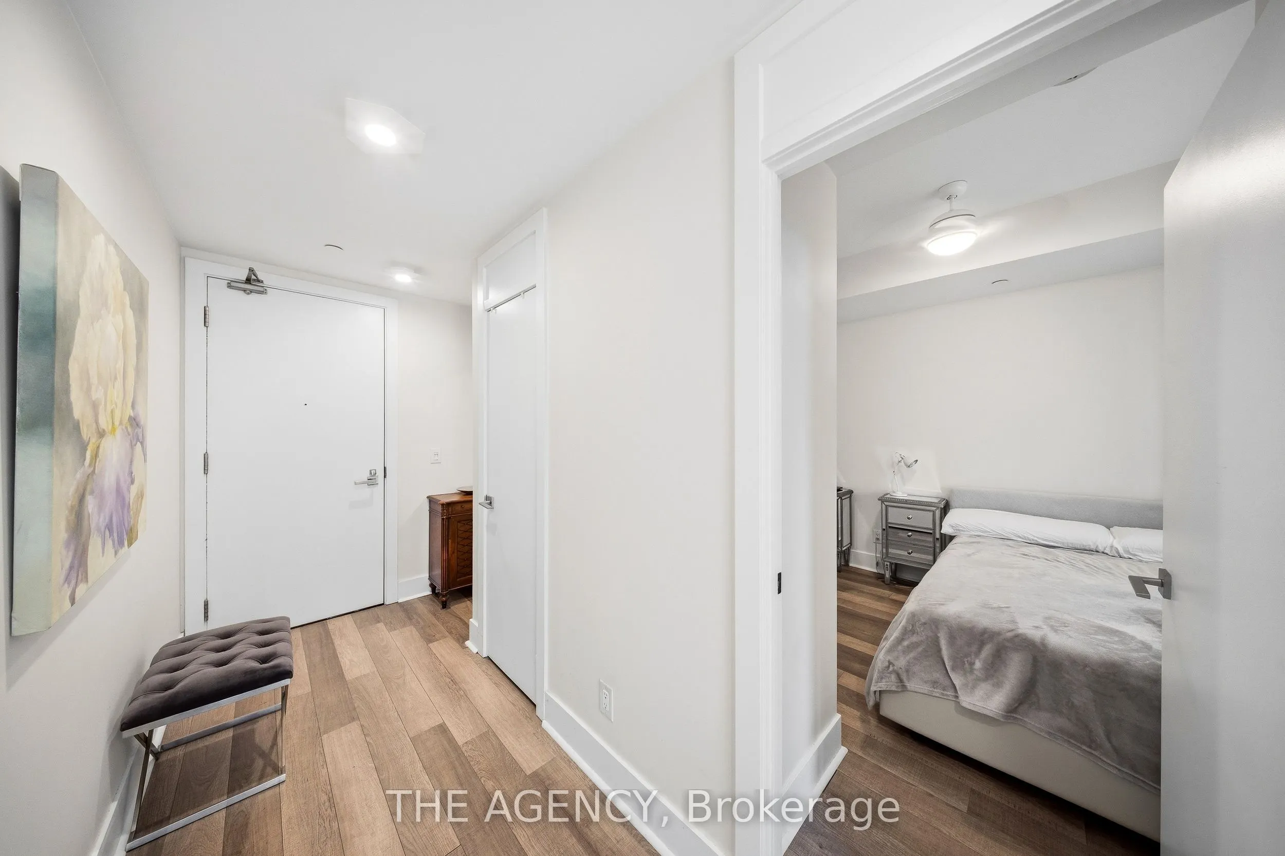 32 Davenport Road #401
