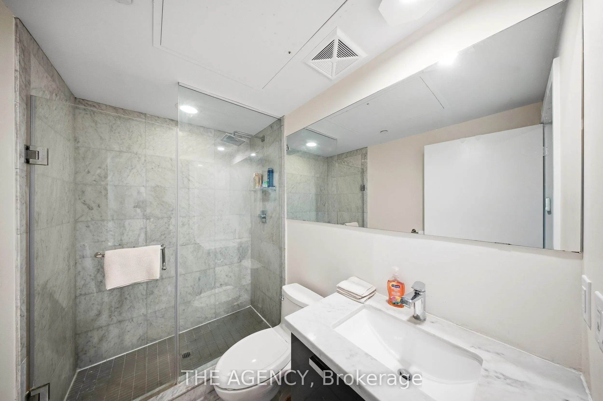 32 Davenport Road #401