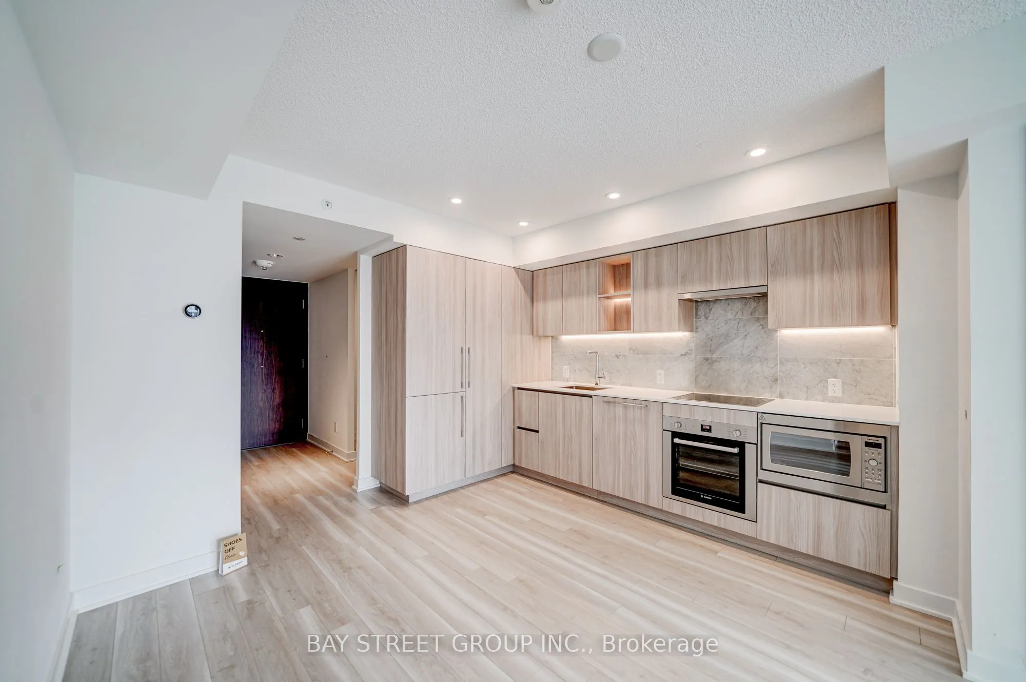 17 Bathurst Street #2612