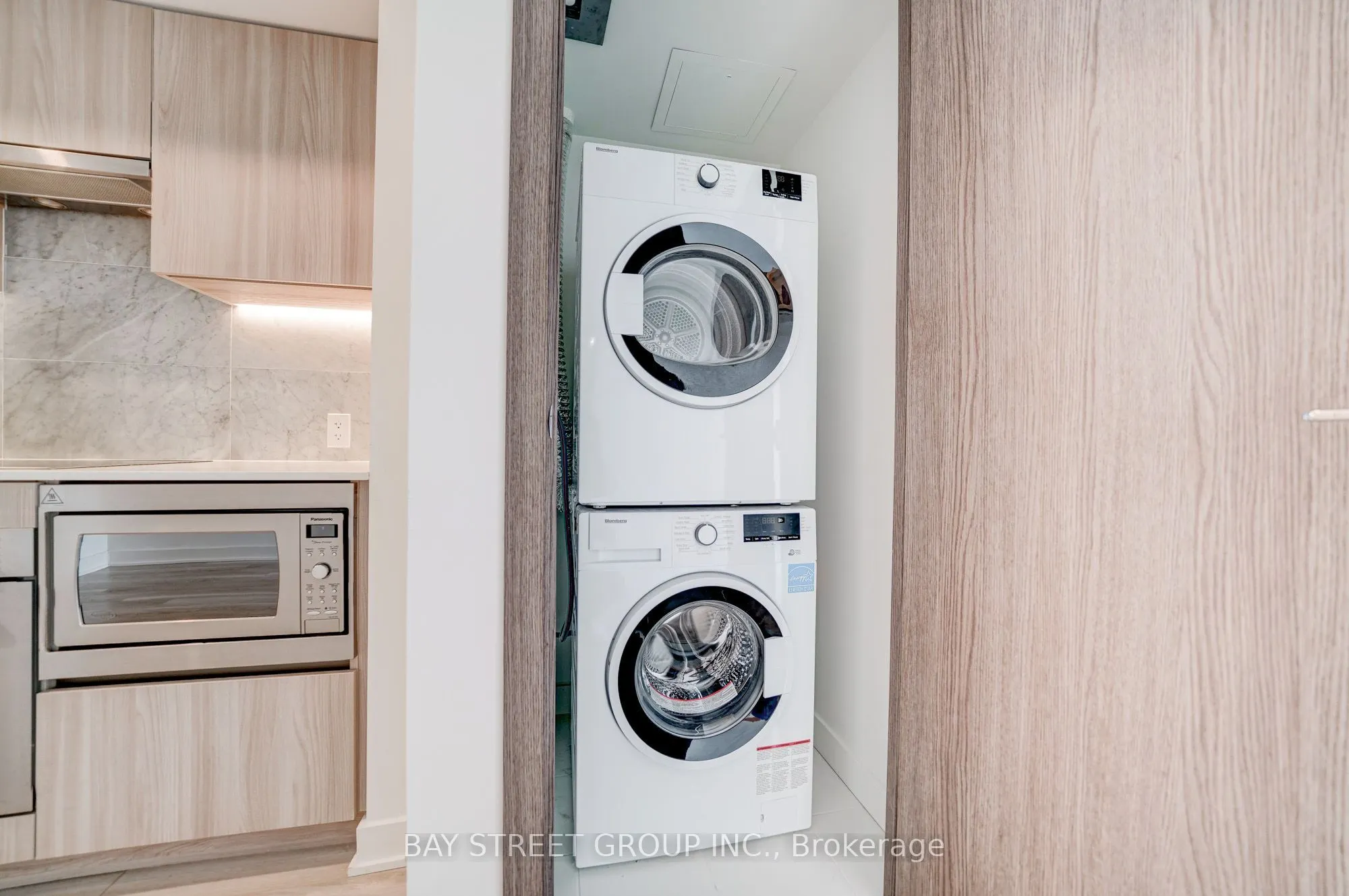 17 Bathurst Street #2612