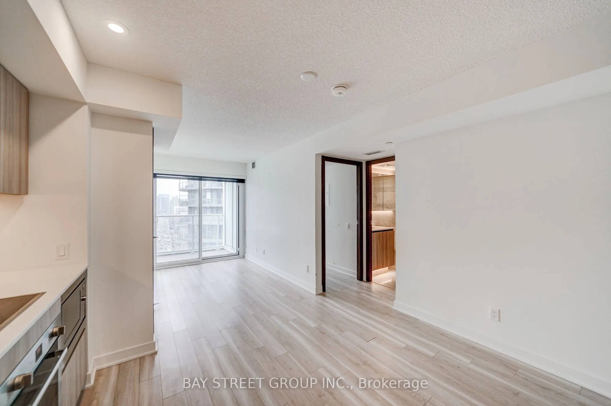 17 Bathurst Street #2612