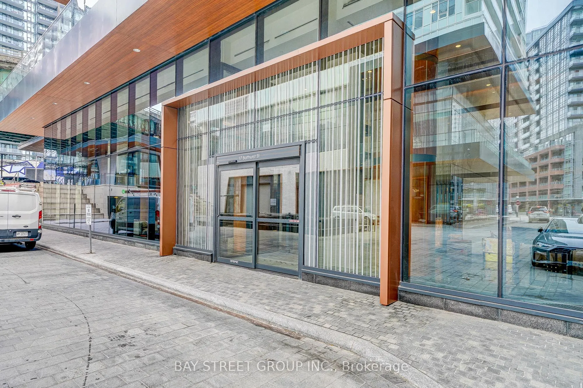17 Bathurst Street #2612