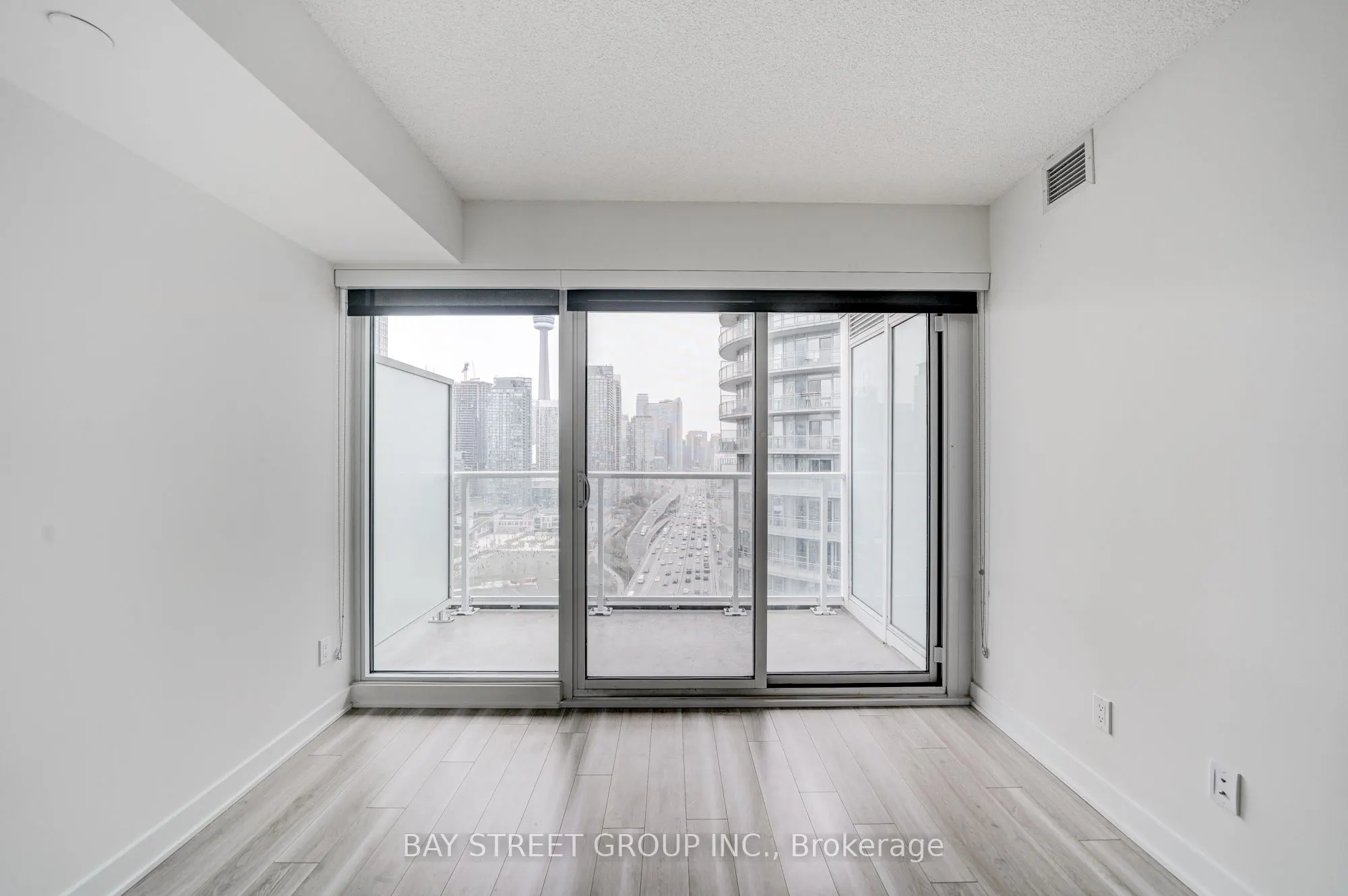 17 Bathurst Street #2612