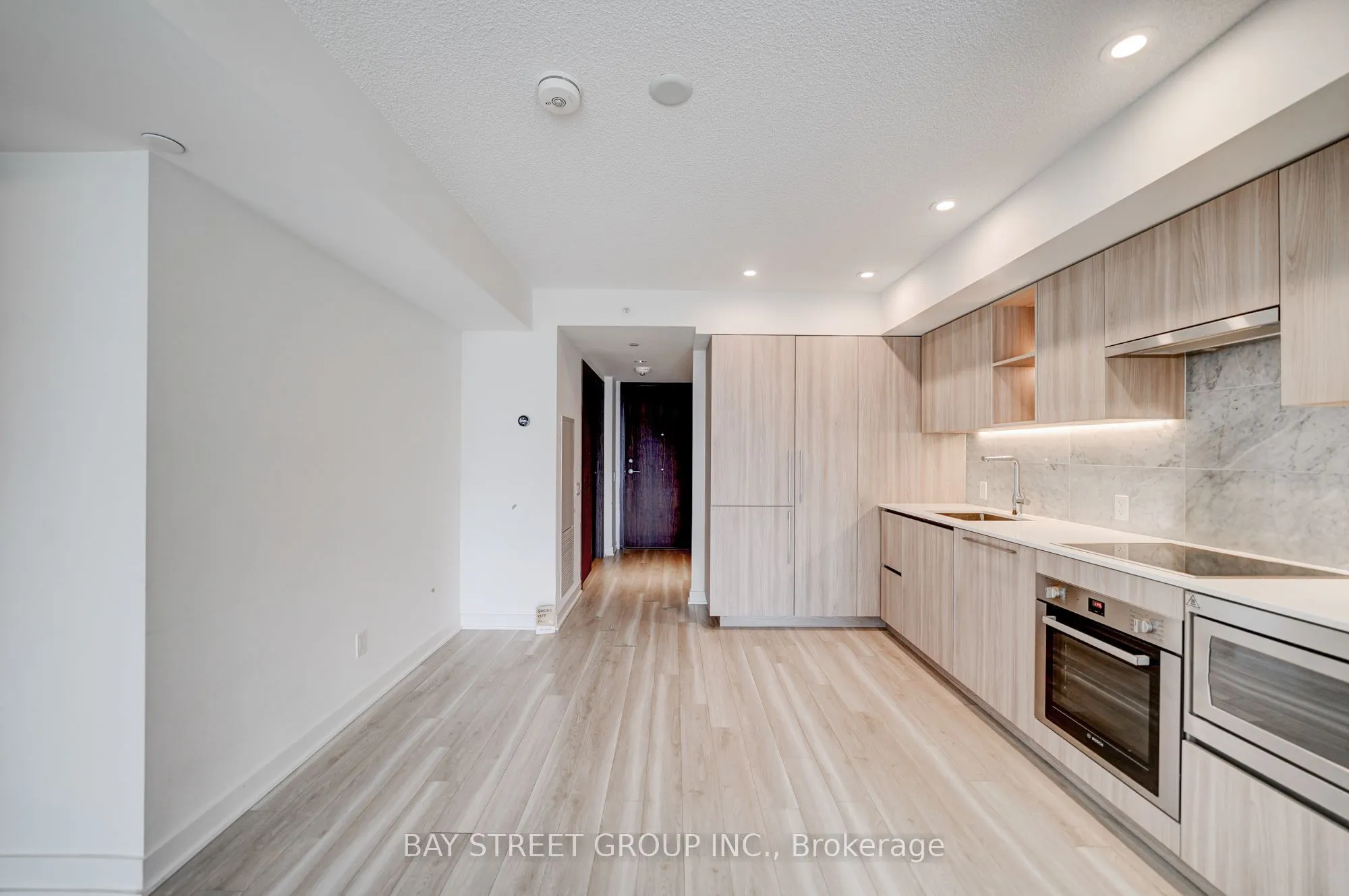 17 Bathurst Street #2612