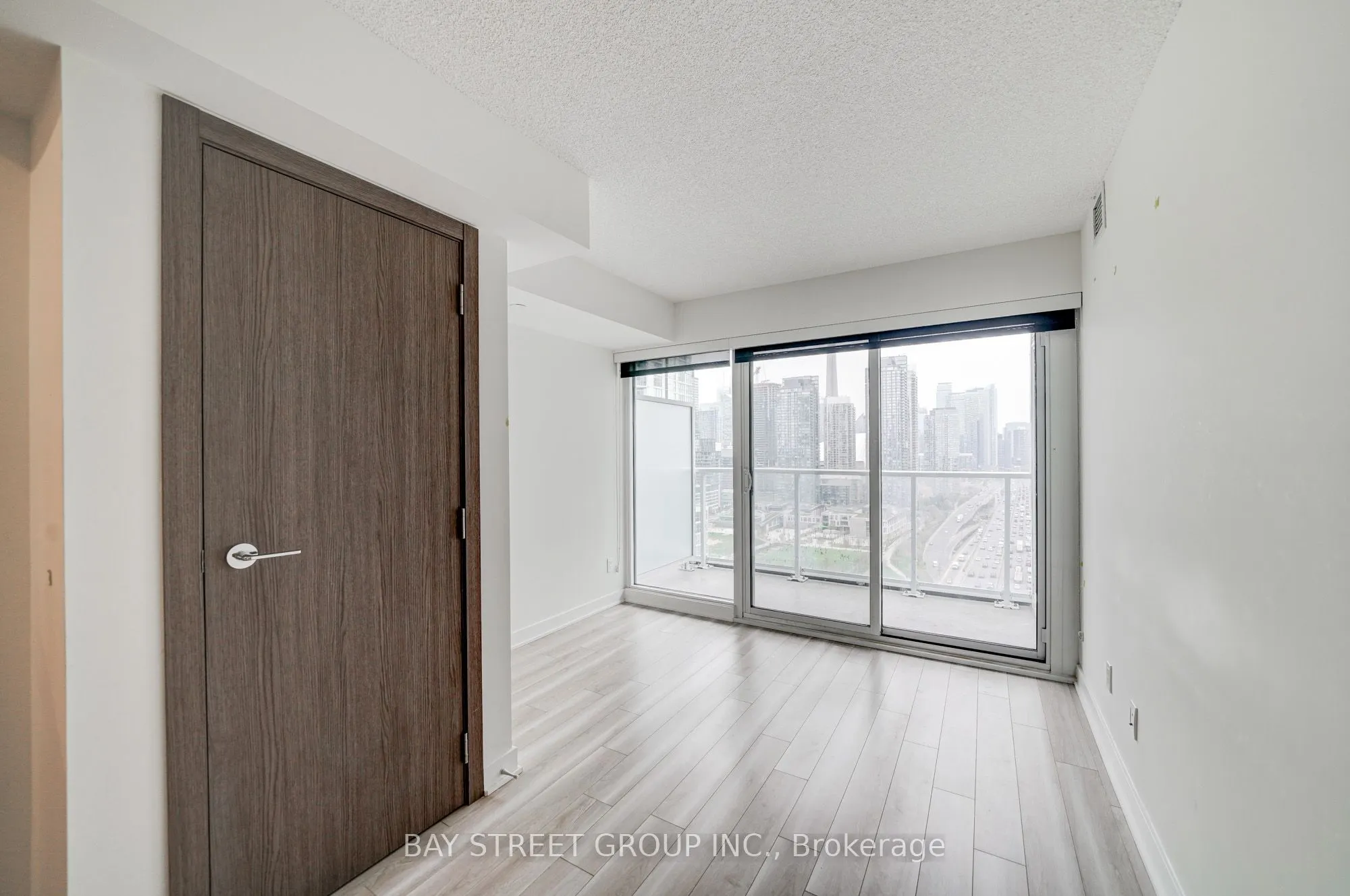 17 Bathurst Street #2612