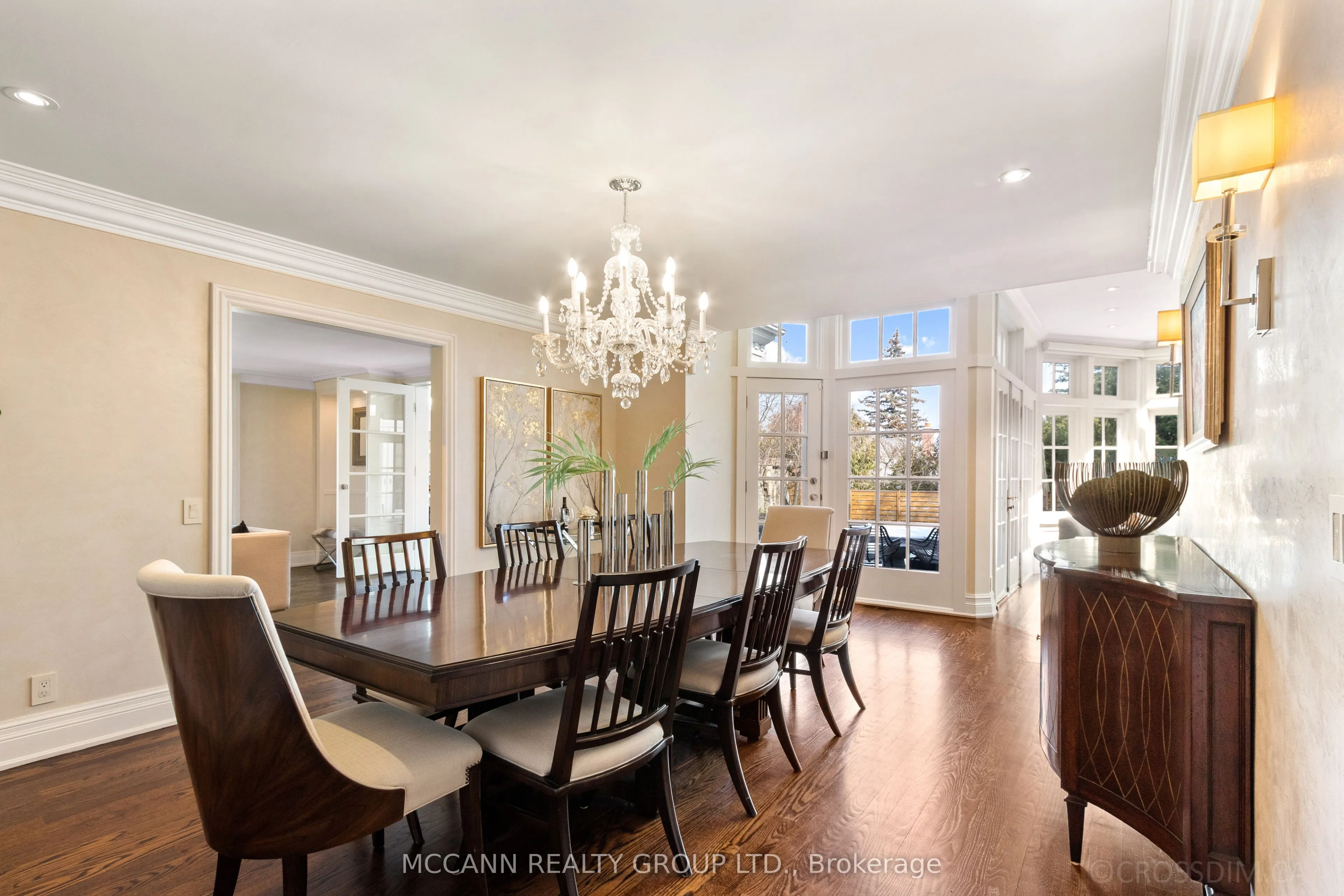 27 Strathgowan Crescent