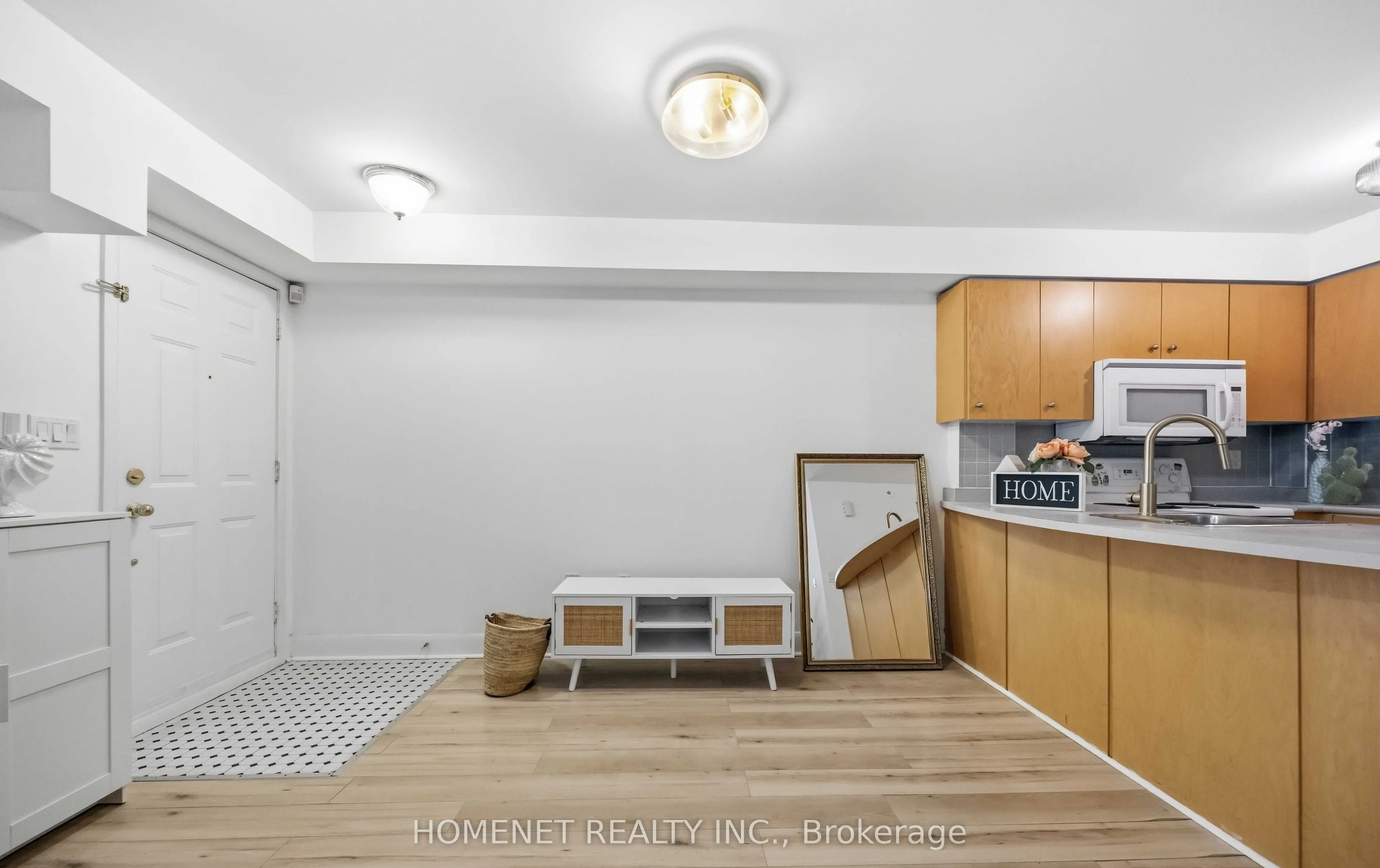 415 Jarvis Street #121