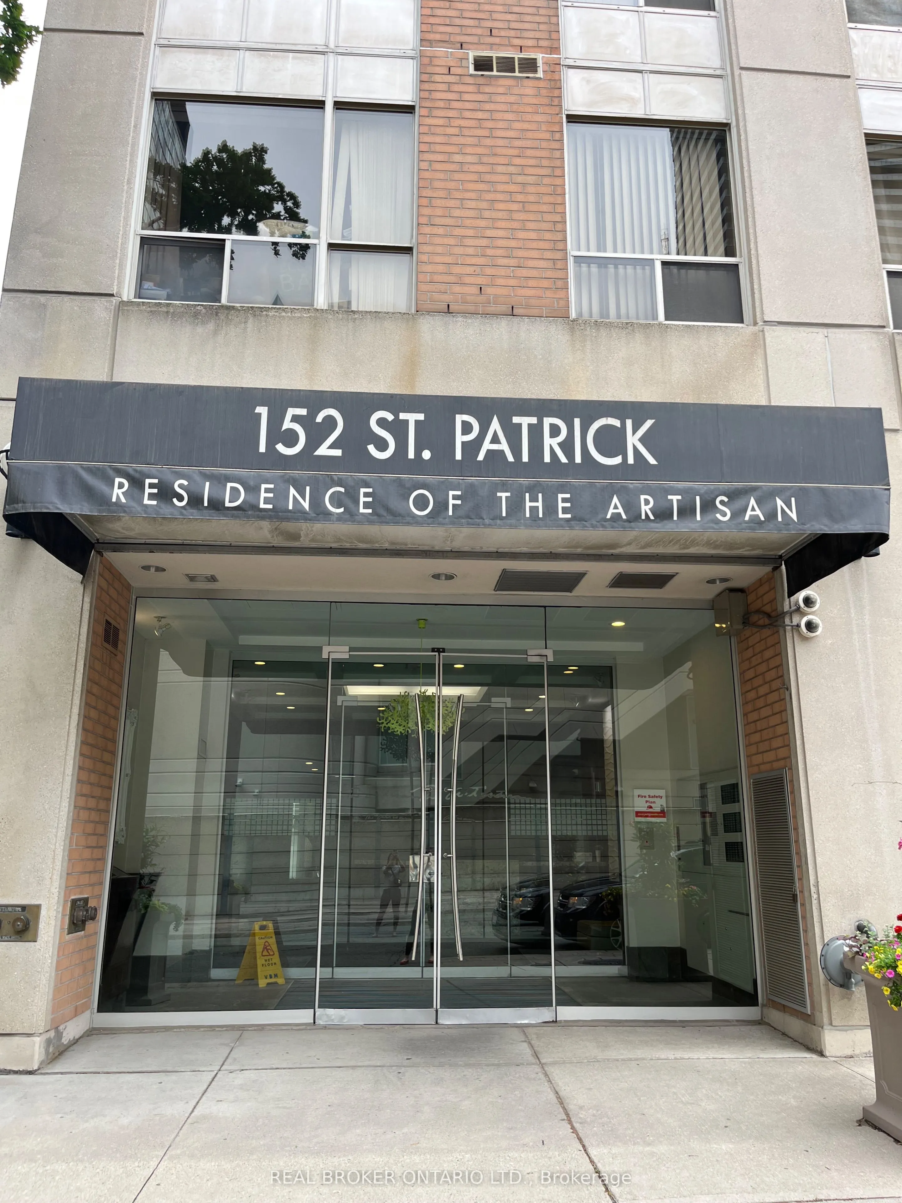 152 St Patrick Street #1107