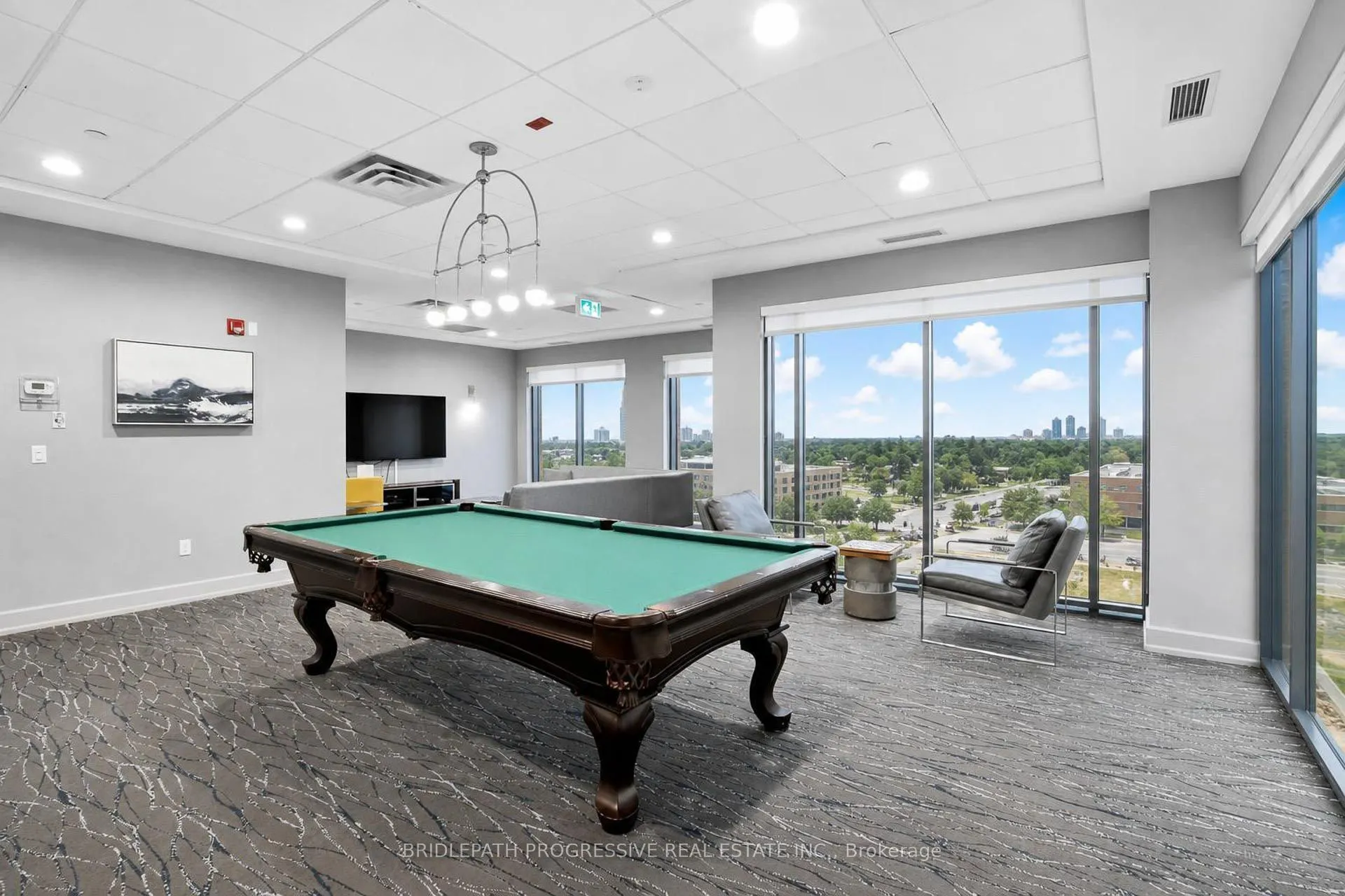 650 Sheppard Avenue E #307