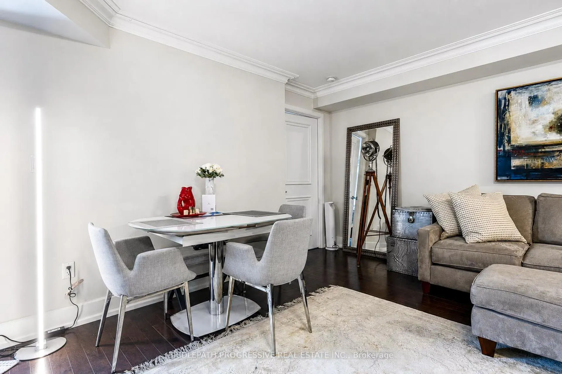 650 Sheppard Avenue E #307