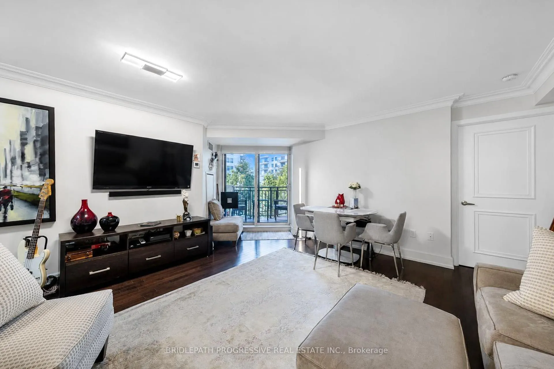 650 Sheppard Avenue E #307