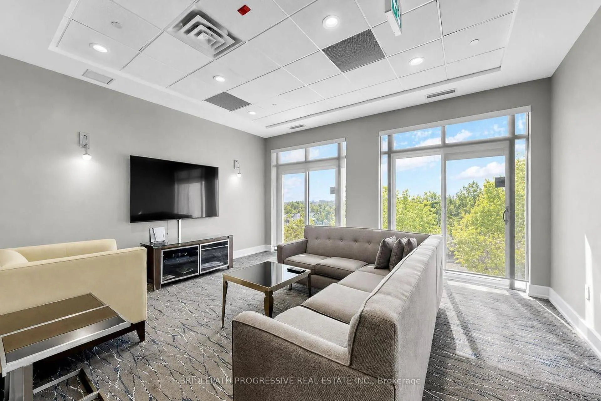 650 Sheppard Avenue E #307