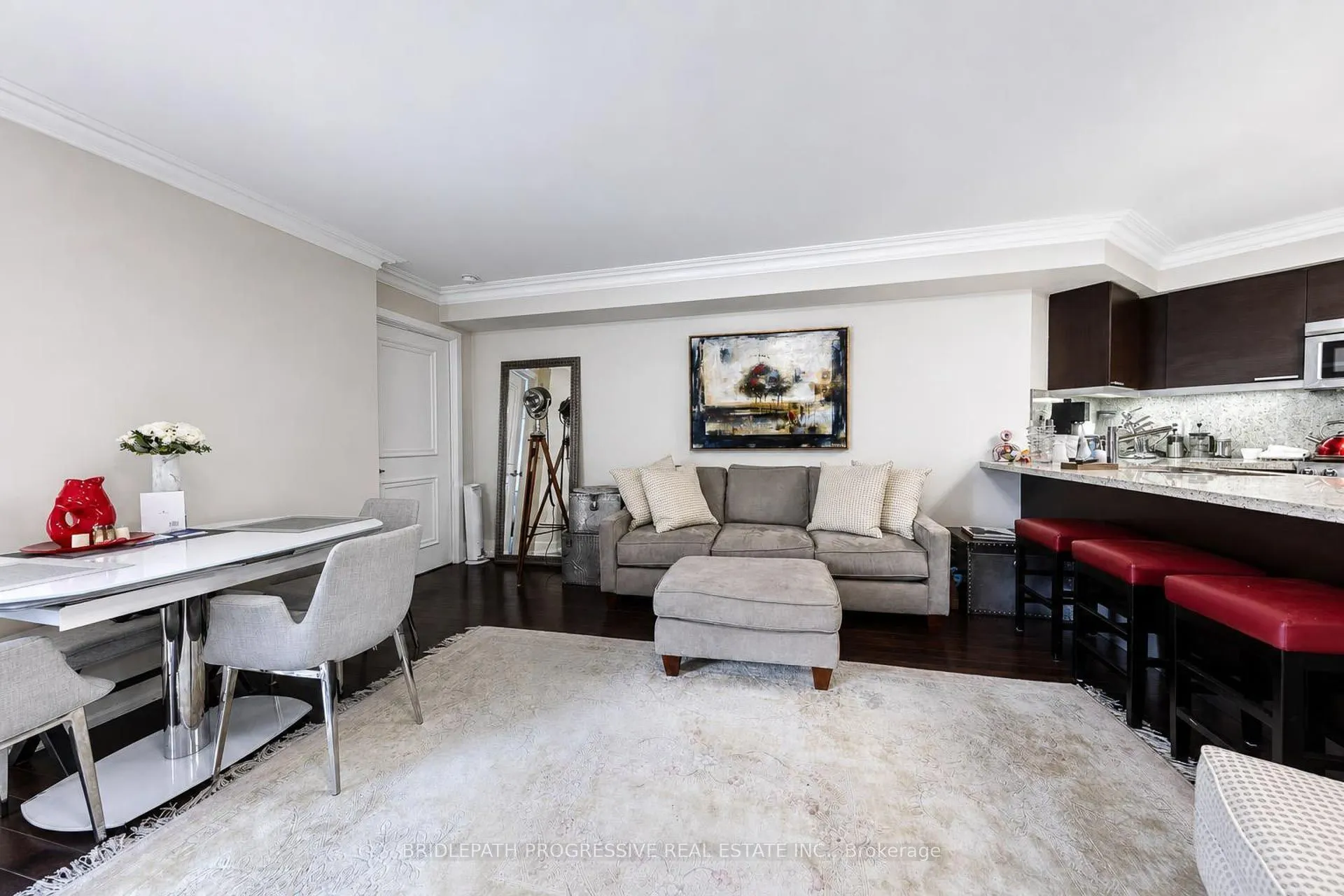 650 Sheppard Avenue E #307