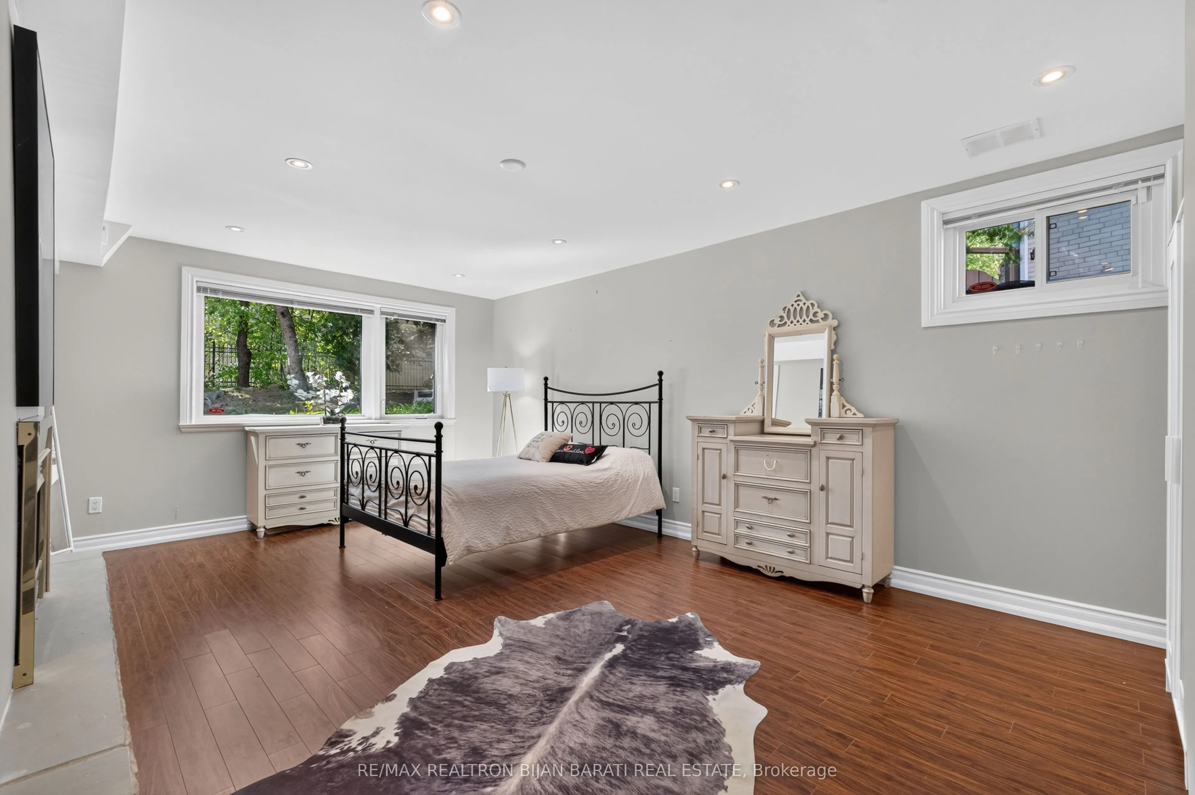 22 Brucedale Crescent
