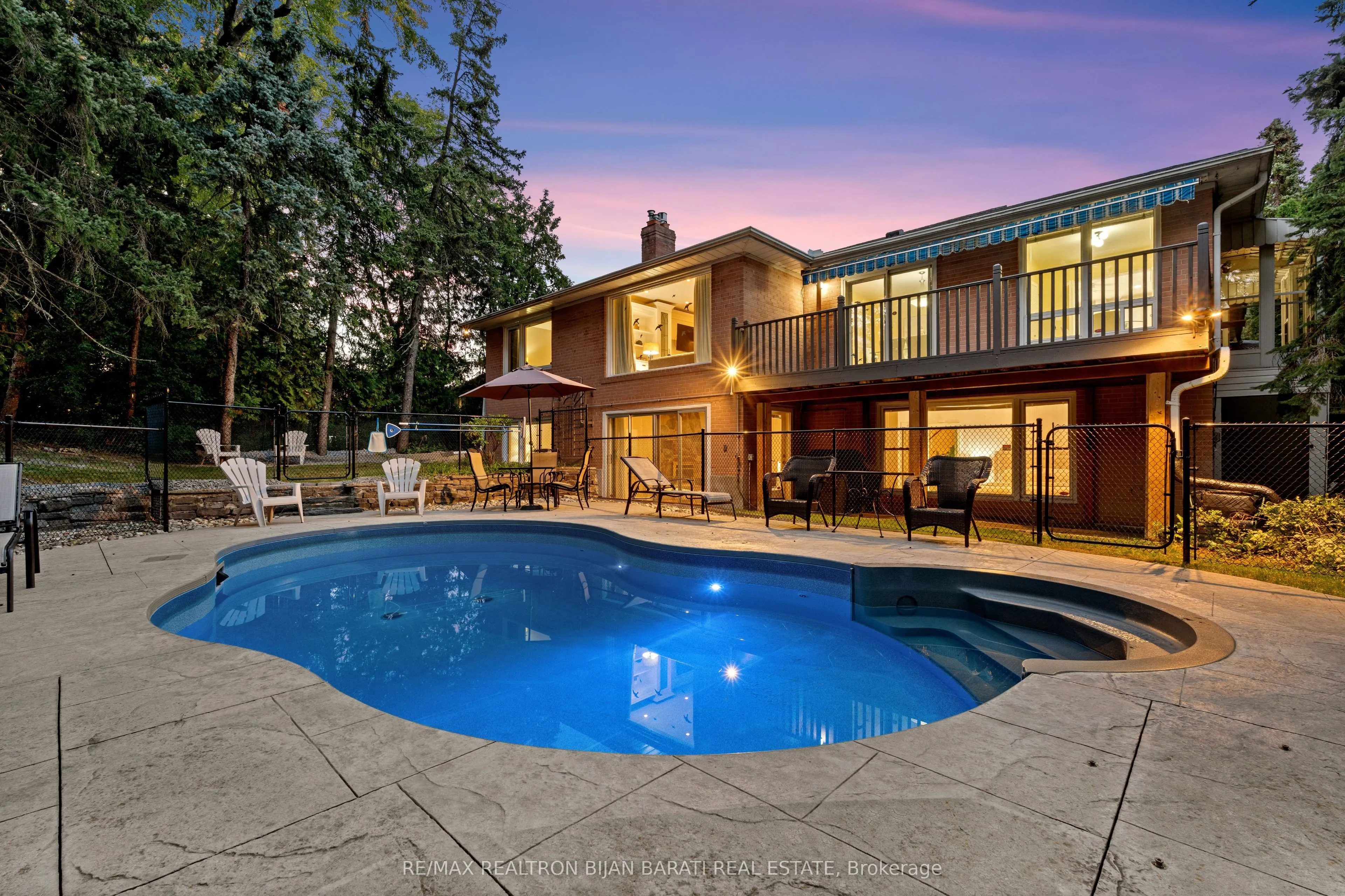 22 Brucedale Crescent