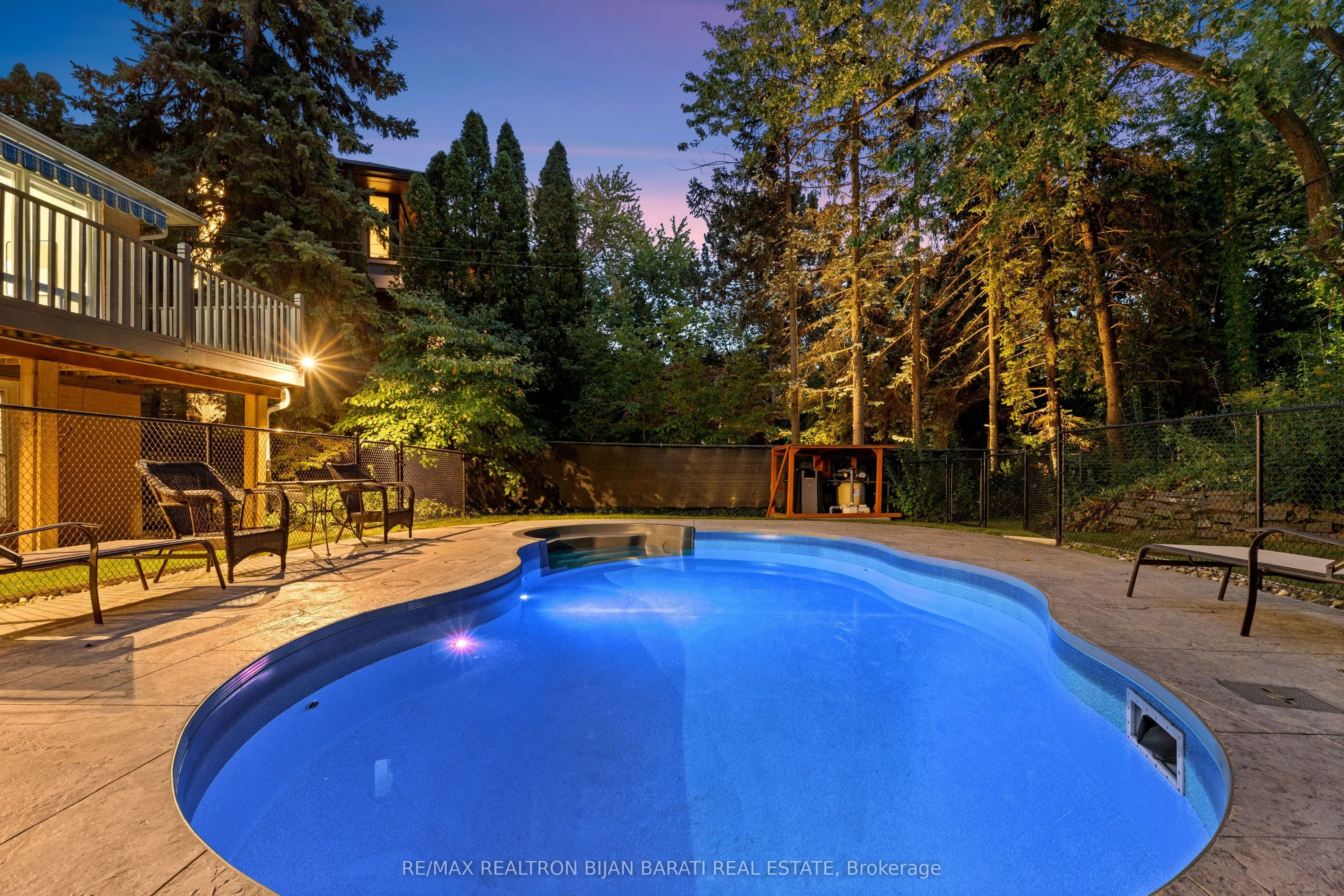22 Brucedale Crescent