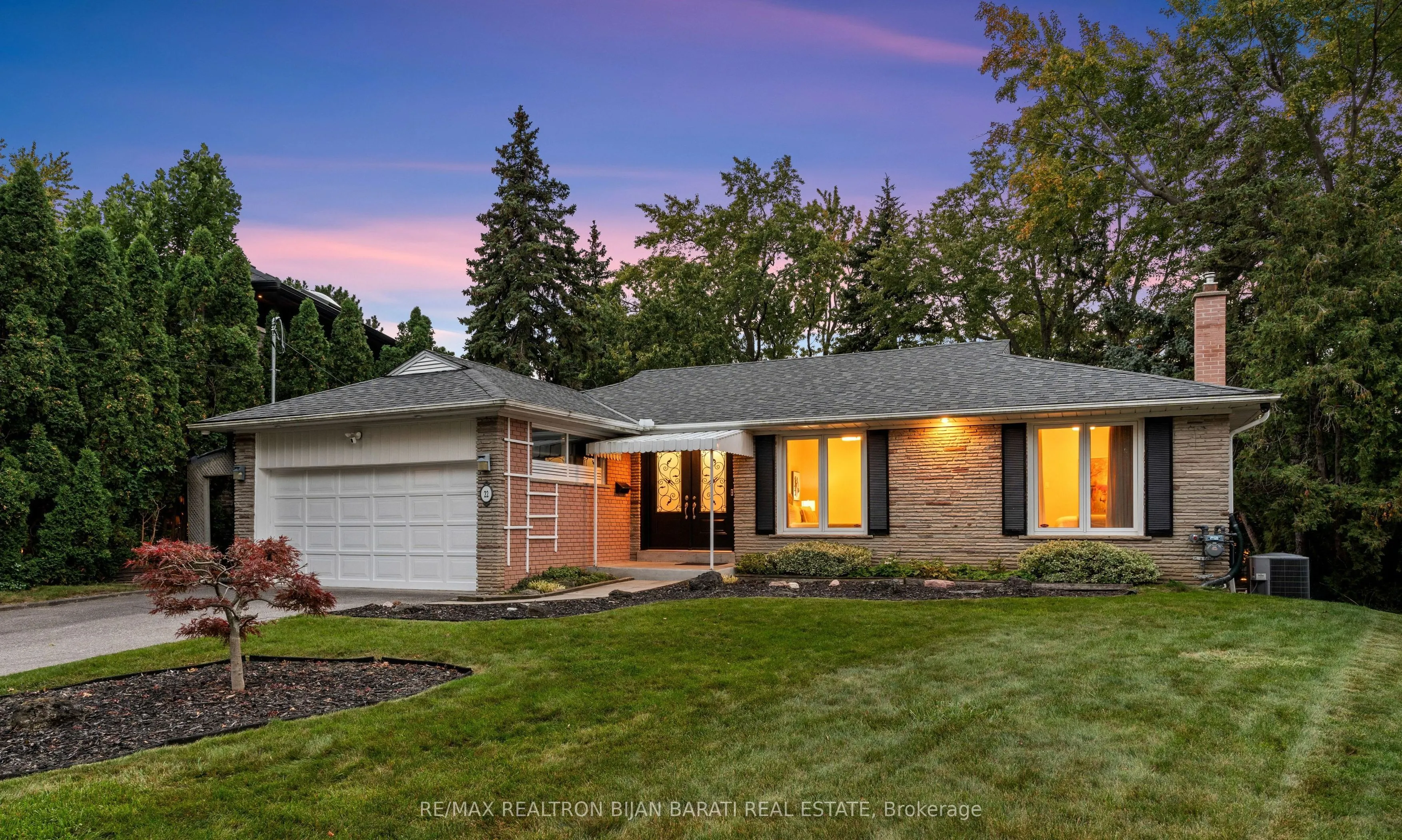 22 Brucedale Crescent