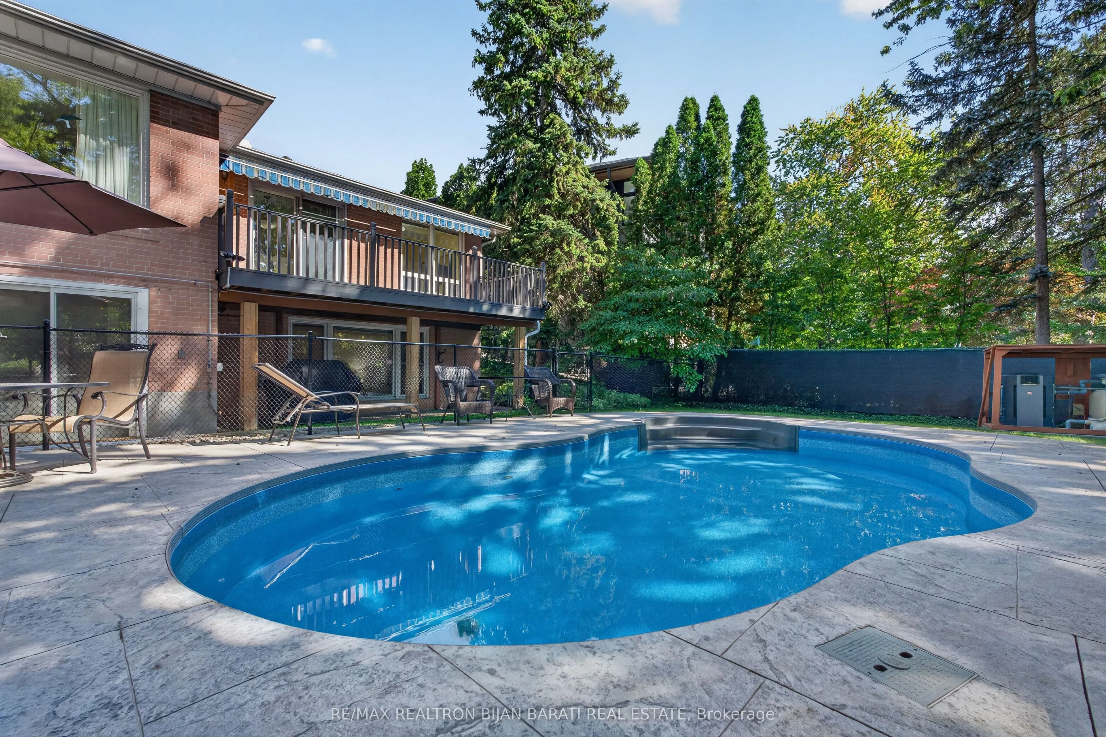 22 Brucedale Crescent