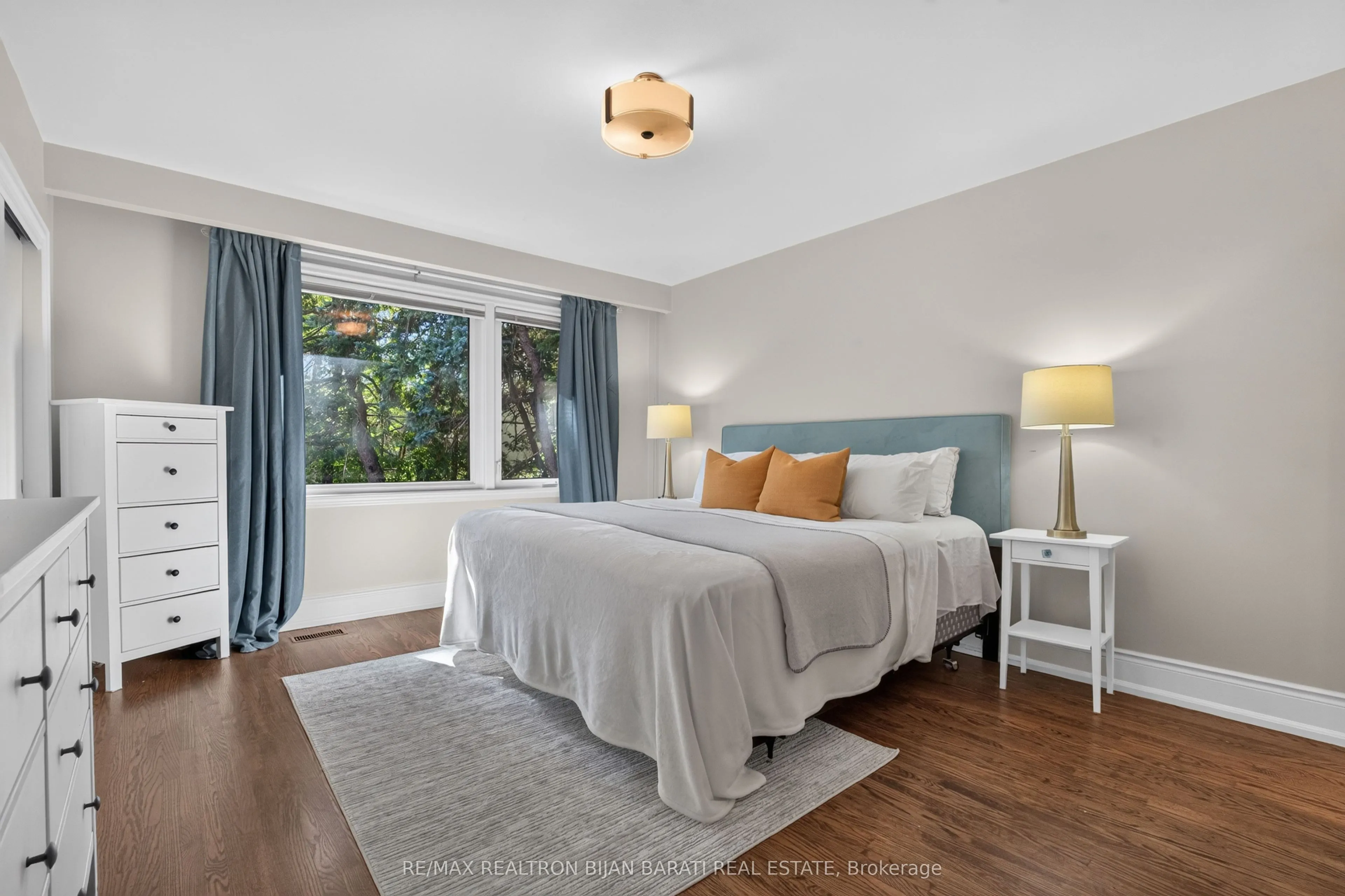 22 Brucedale Crescent