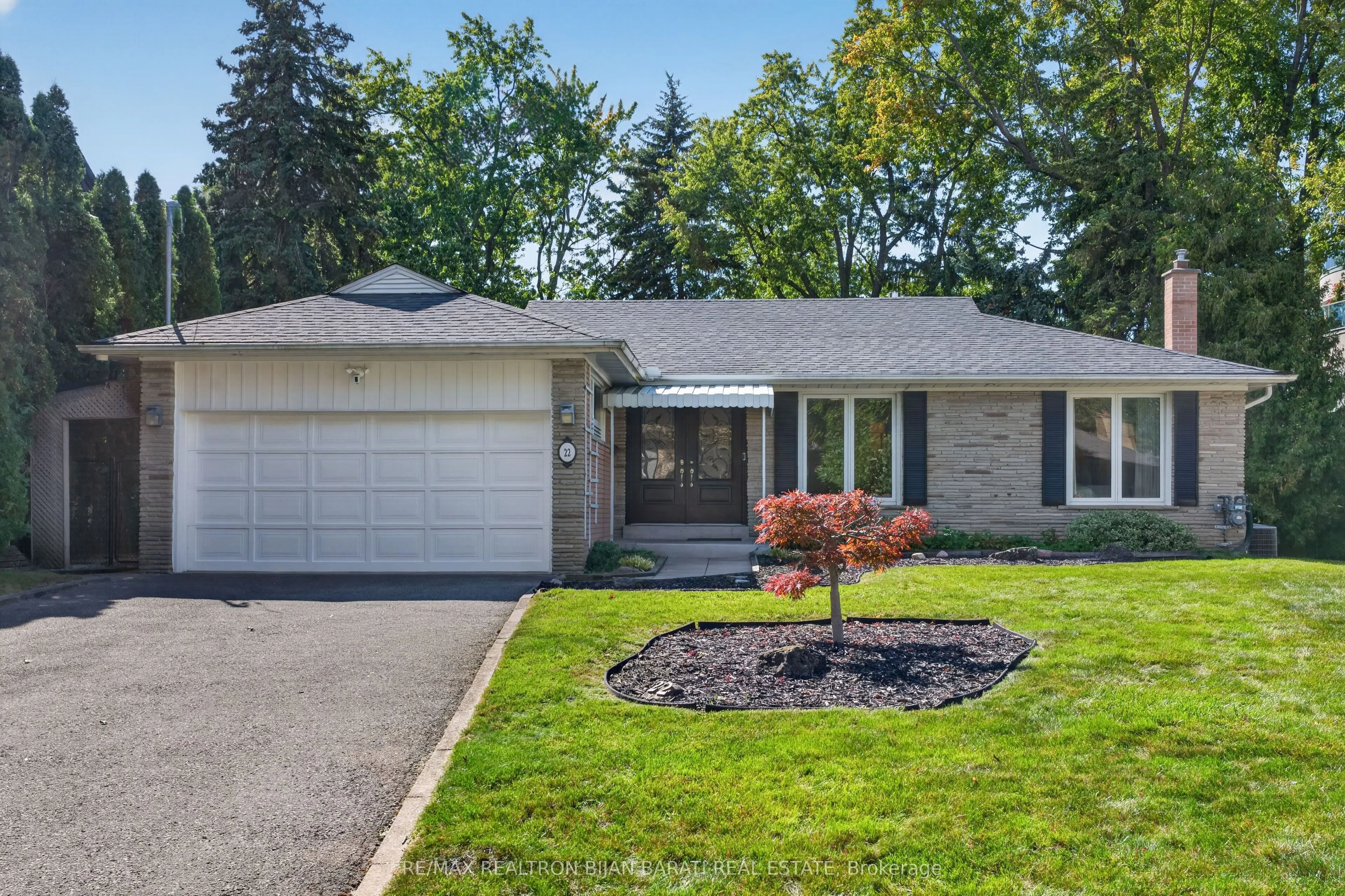 22 Brucedale Crescent