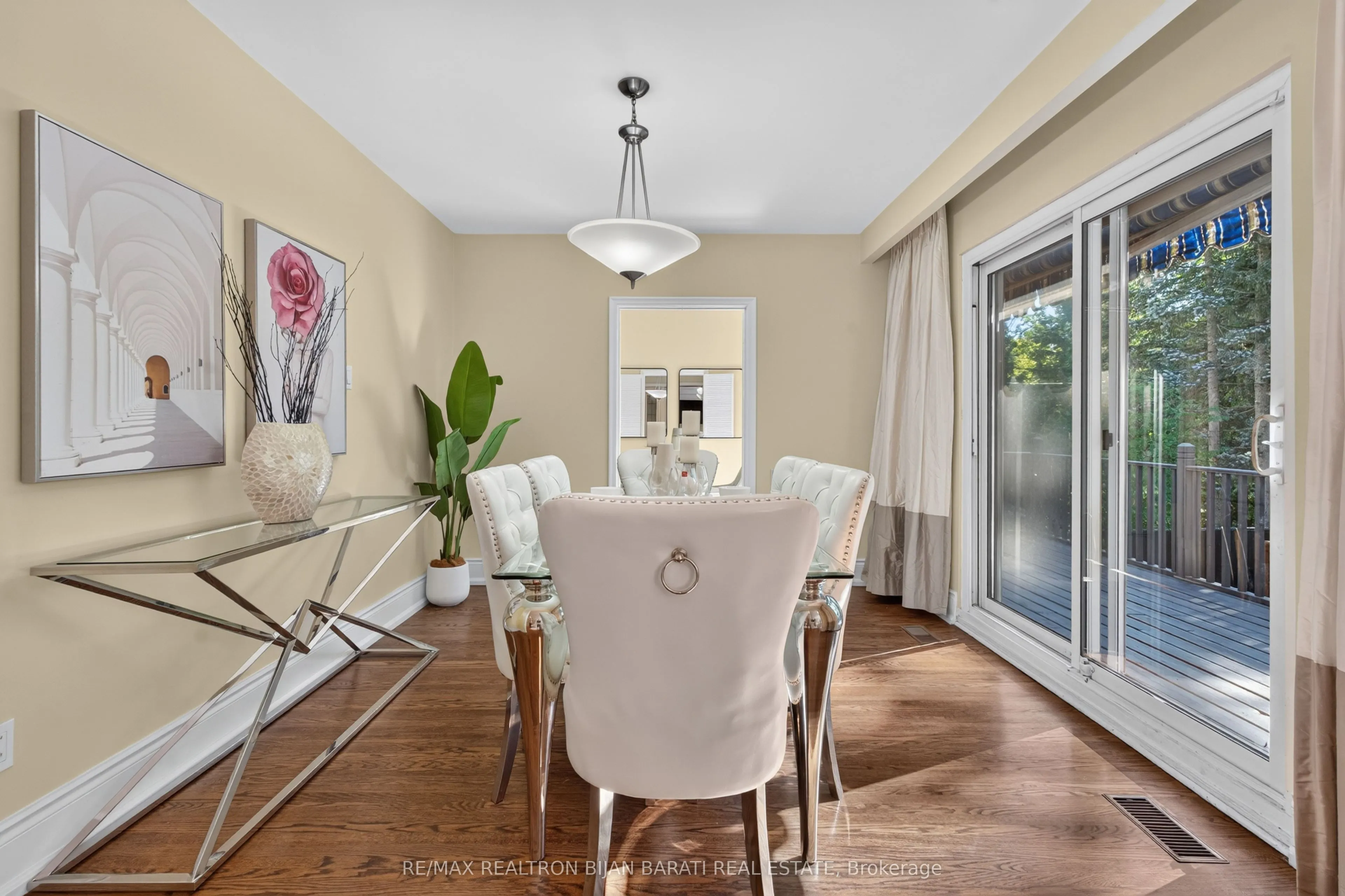 22 Brucedale Crescent