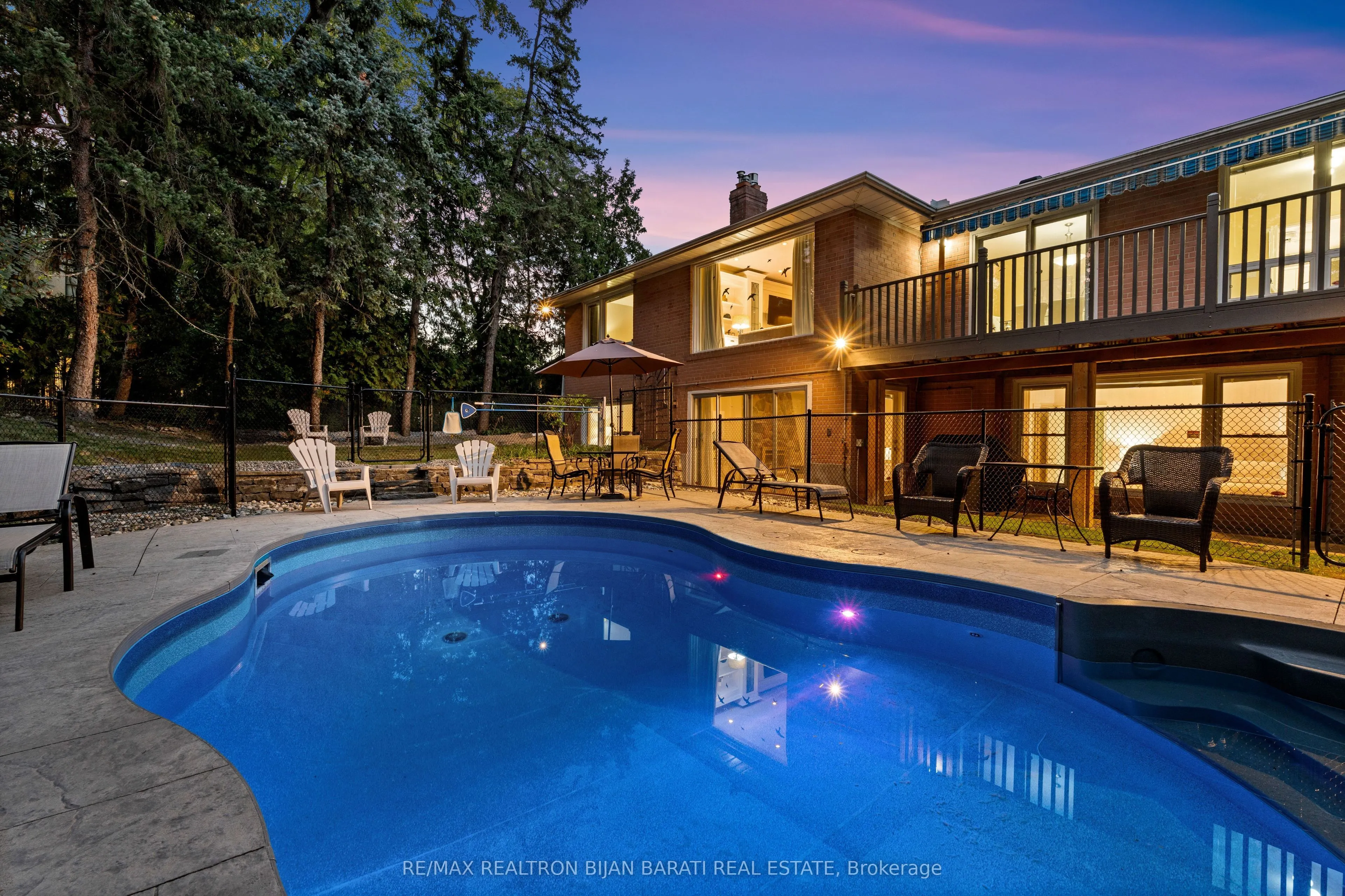 22 Brucedale Crescent