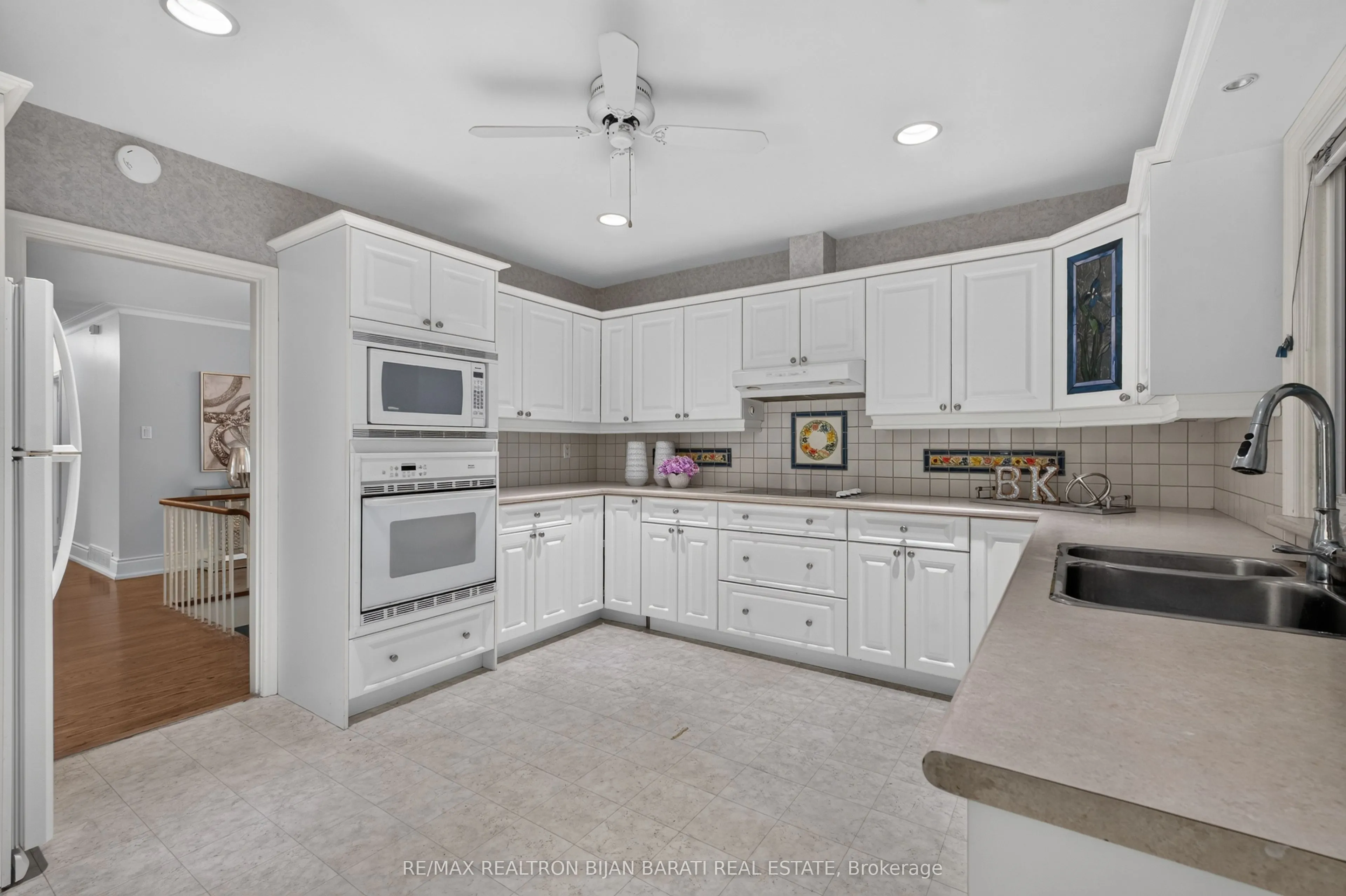 22 Brucedale Crescent