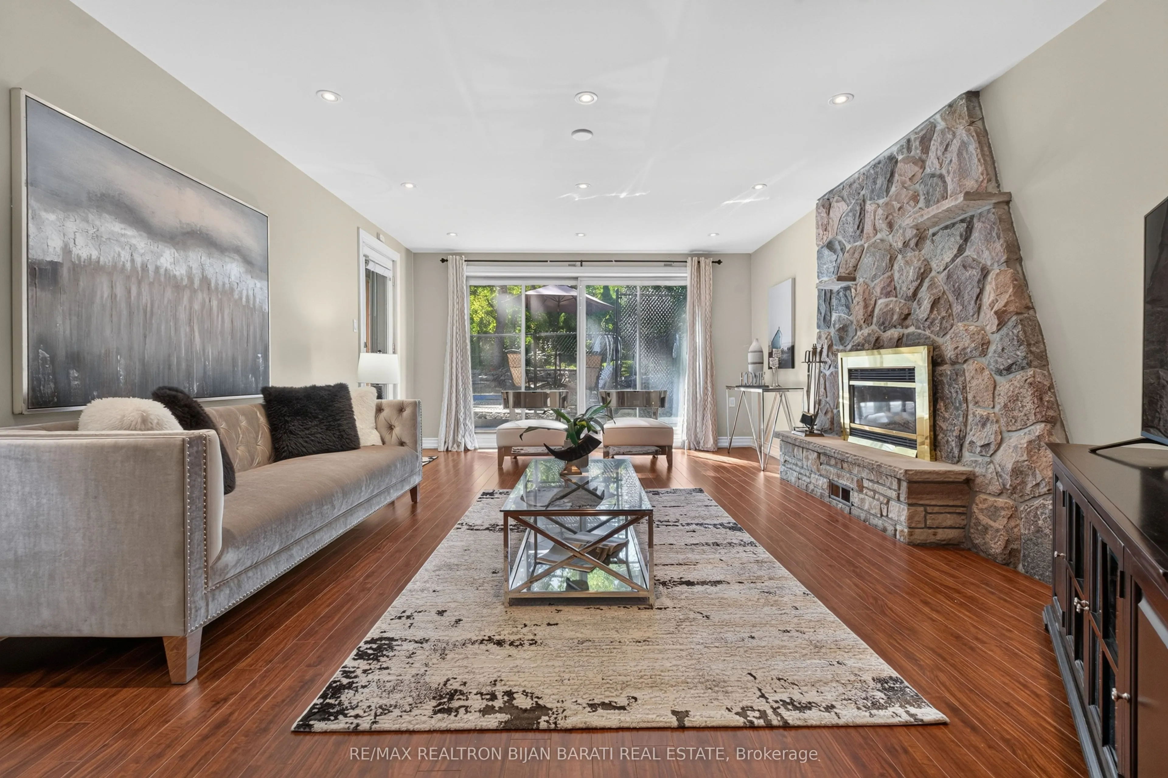 22 Brucedale Crescent