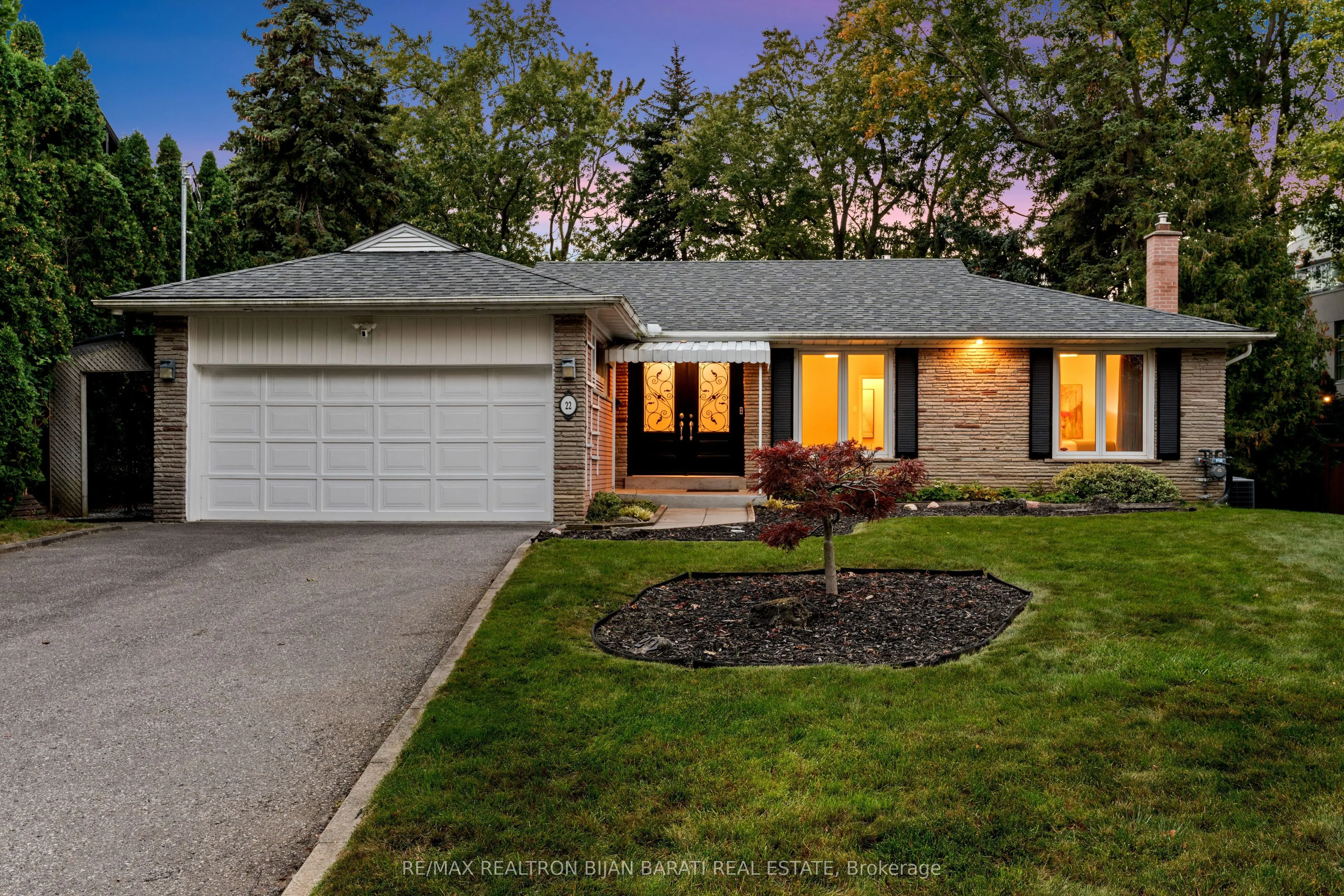 22 Brucedale Crescent