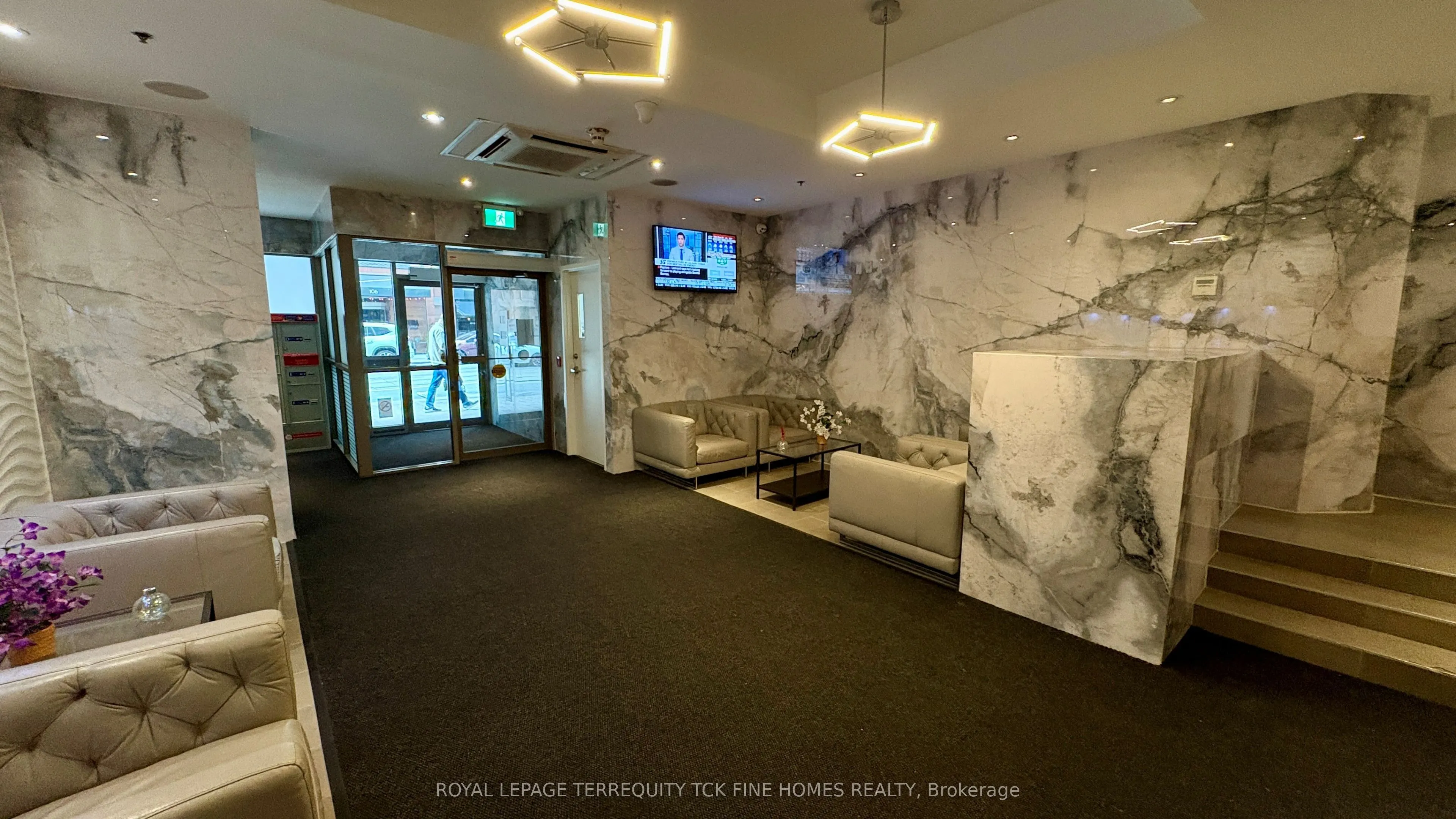 105 Victoria Street #1205