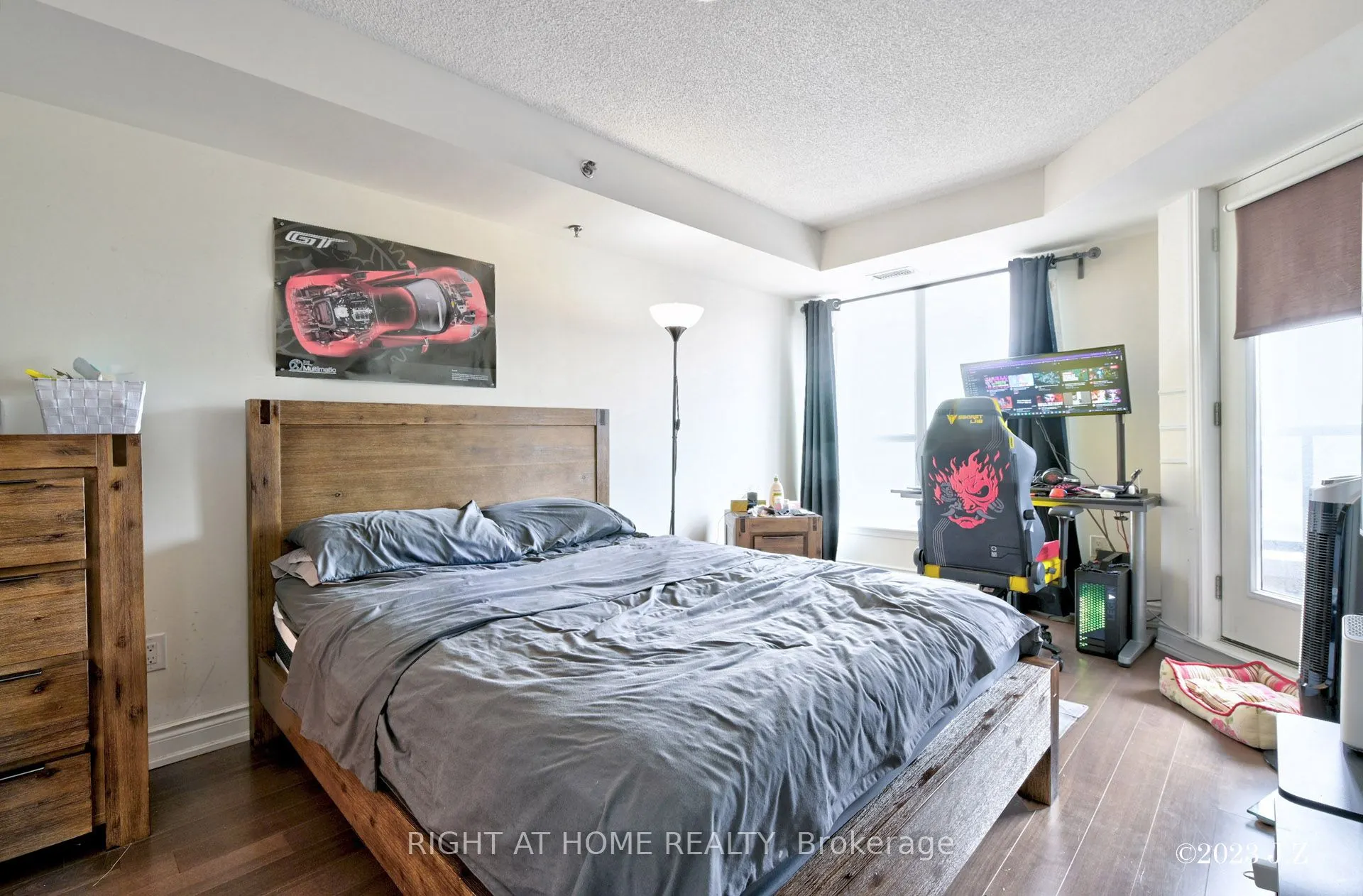 760 Sheppard Avenue W #312