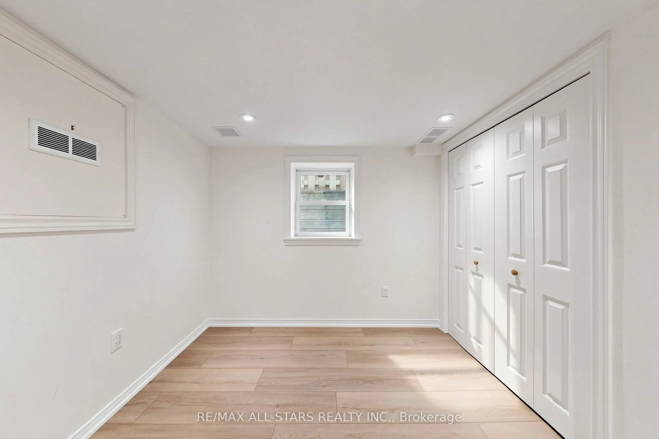 68 Macpherson Avenue #Basement
