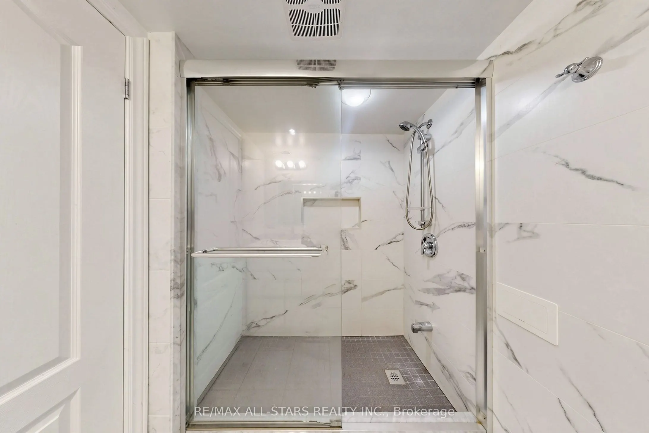 68 Macpherson Avenue #Basement