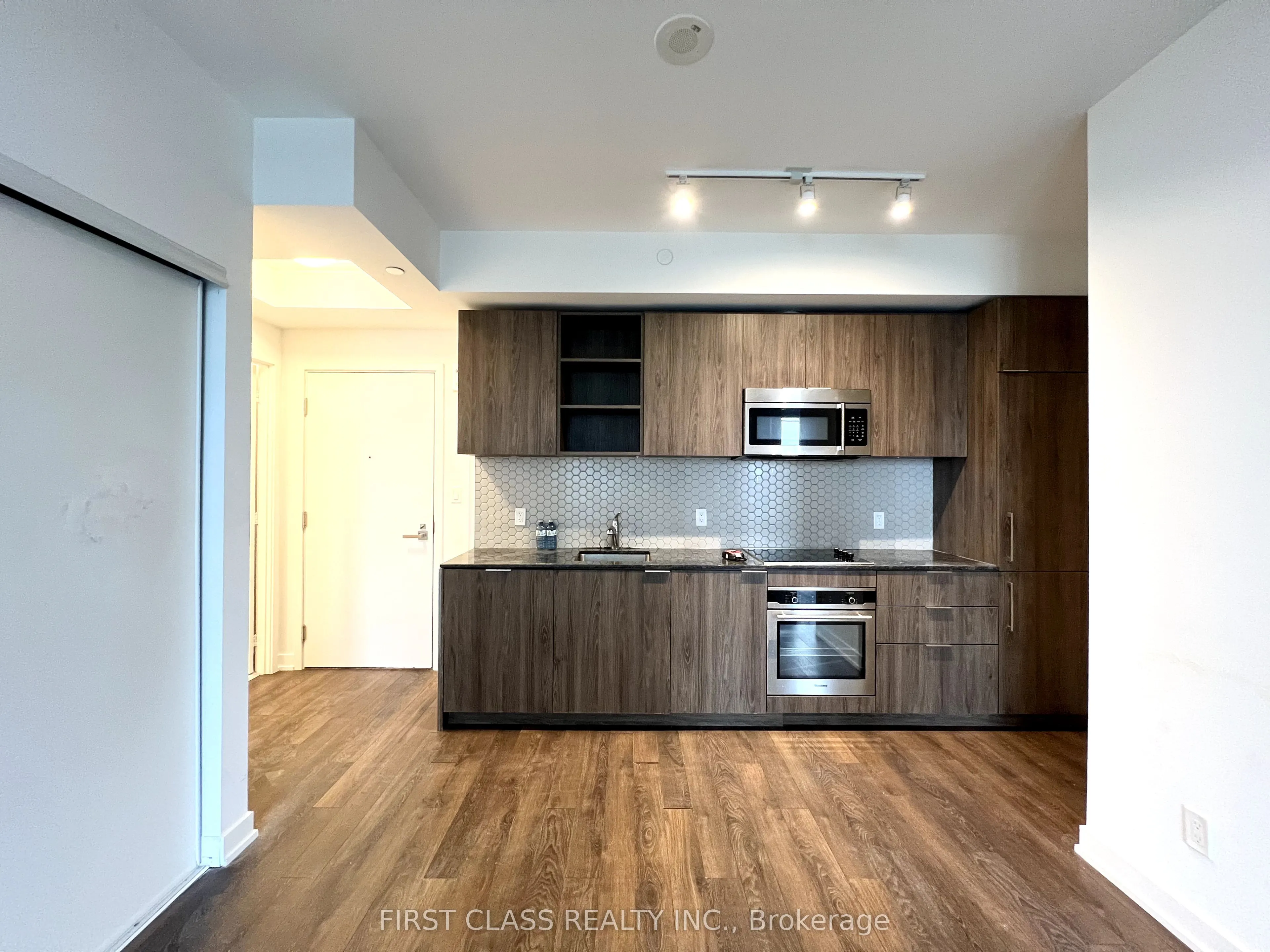 50 Ordnance Street #1401