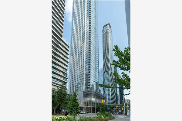 10 York Street #6210