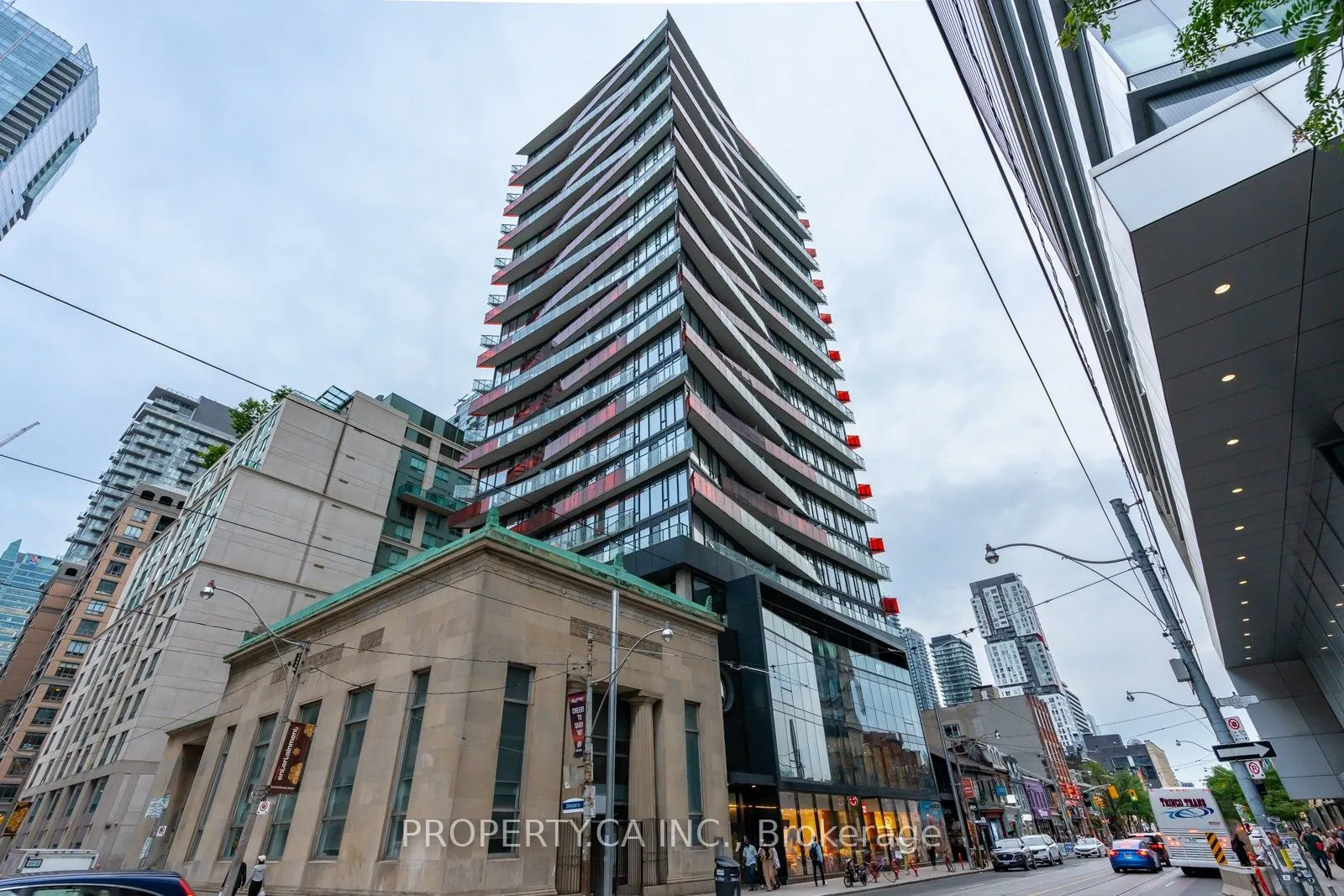 215 Queen Street W #1616
