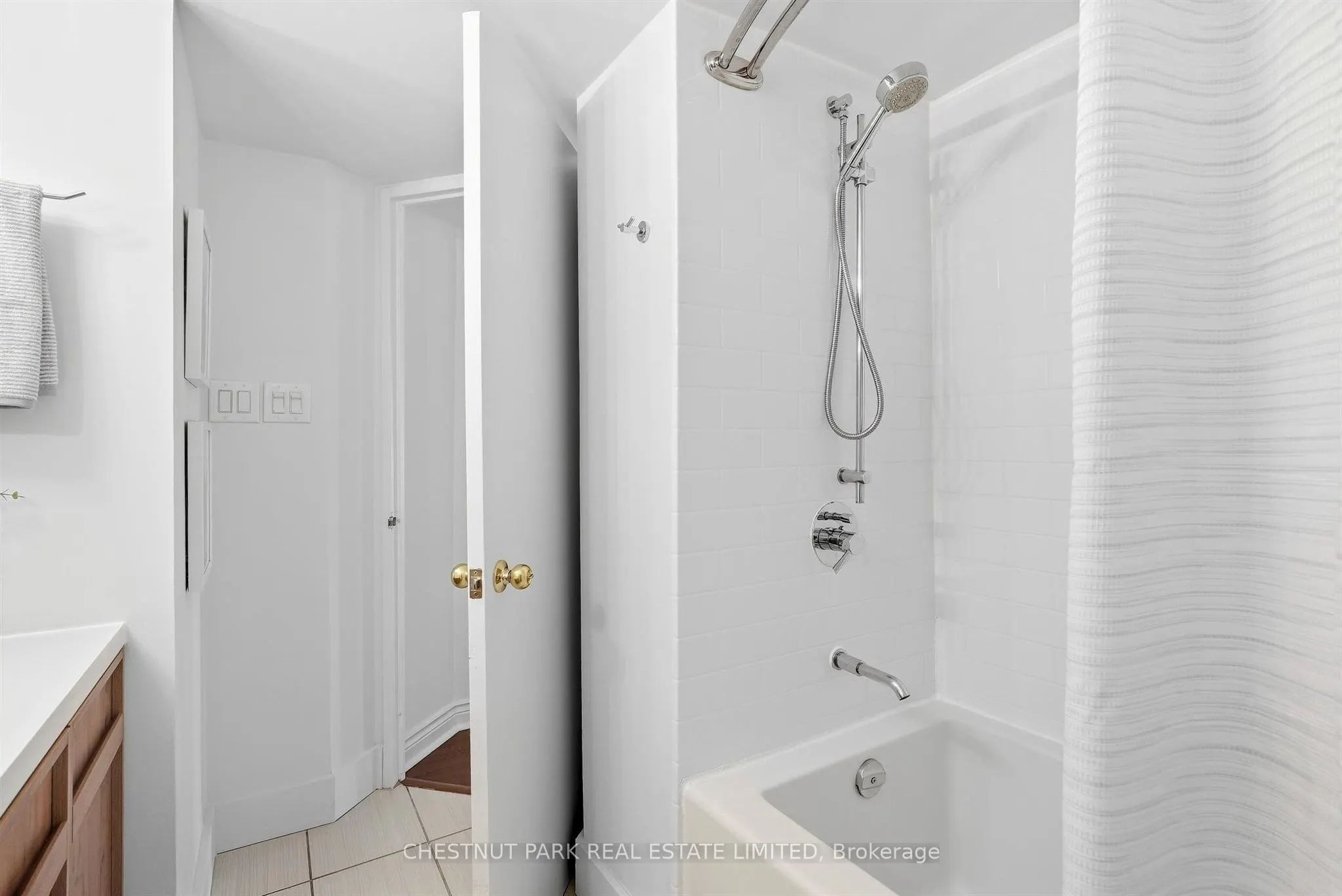 65 Scadding Avenue #211