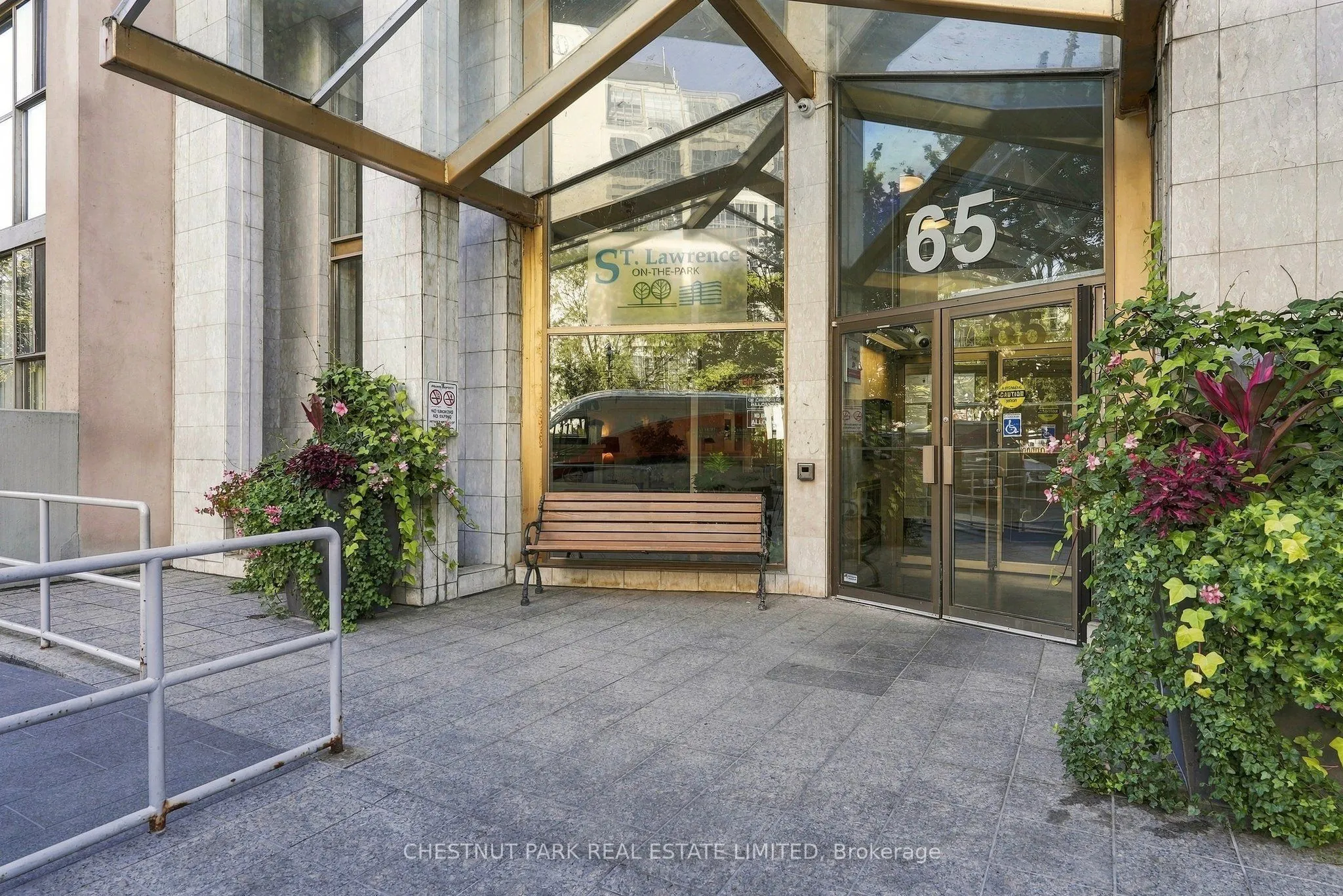 65 Scadding Avenue #211