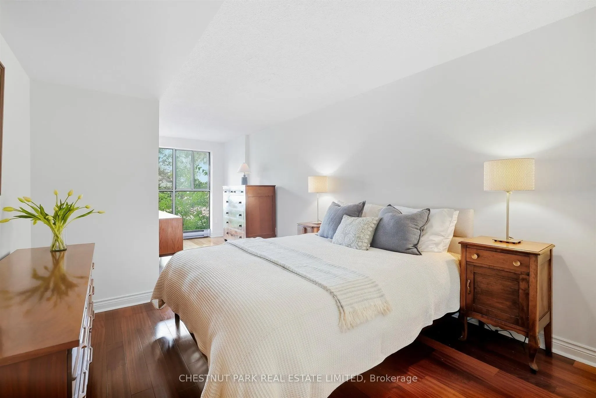 65 Scadding Avenue #211