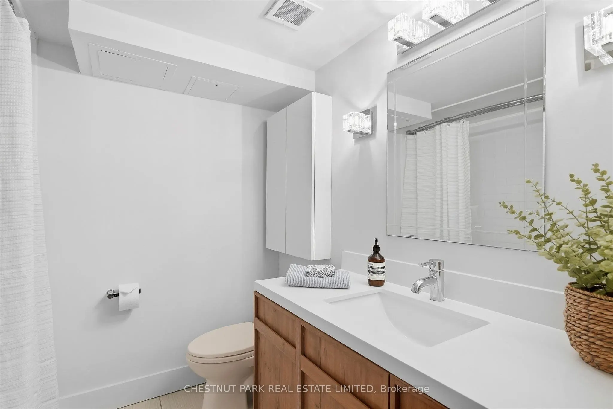65 Scadding Avenue #211