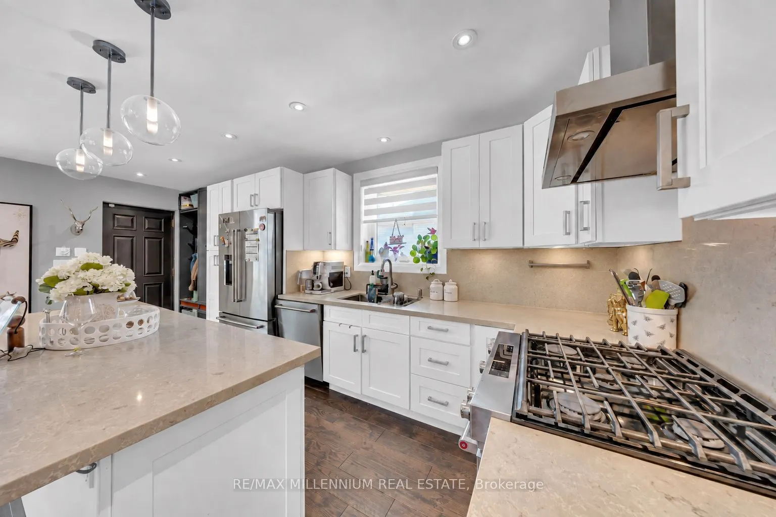 16 Sultana Avenue