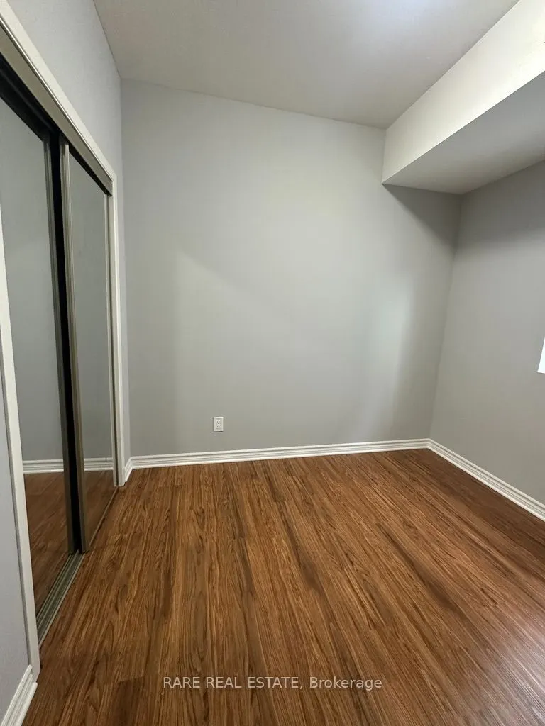 249 Augusta Avenue #302
