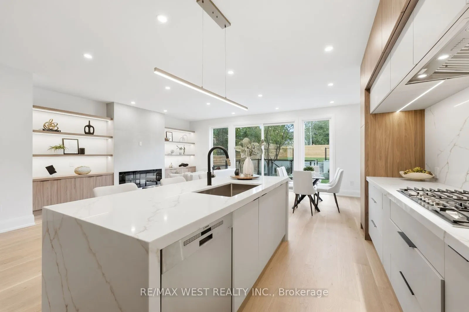 77 Alameda Avenue