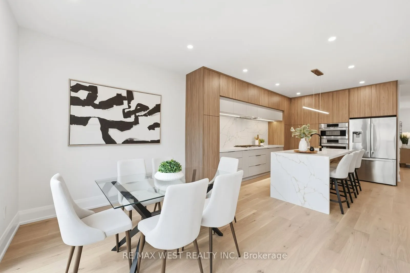 77 Alameda Avenue