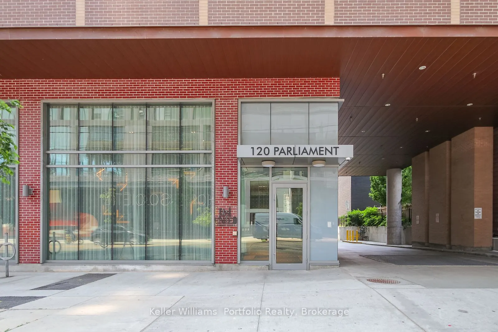 120 Parliament Street #1015