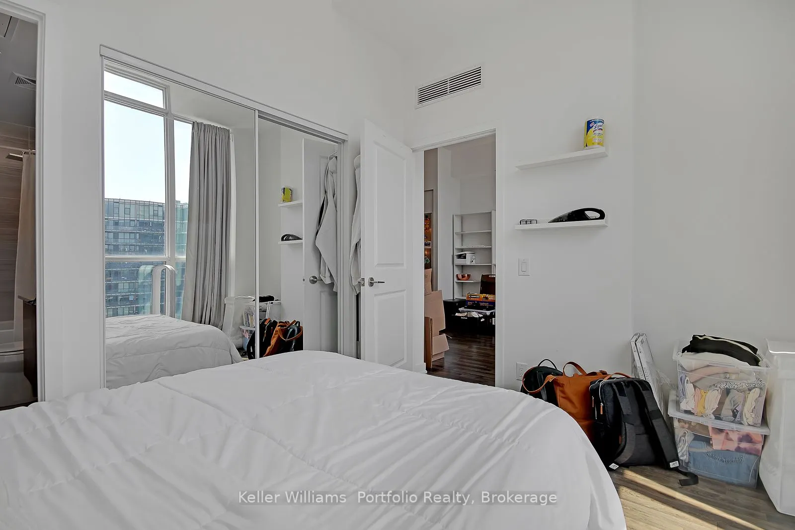 120 Parliament Street #1015