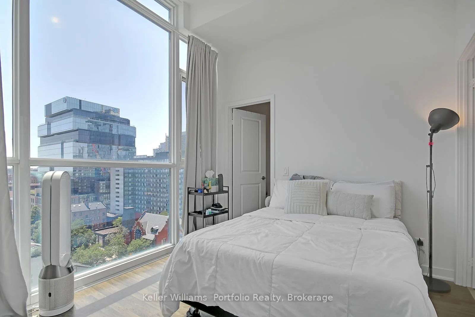 120 Parliament Street #1015