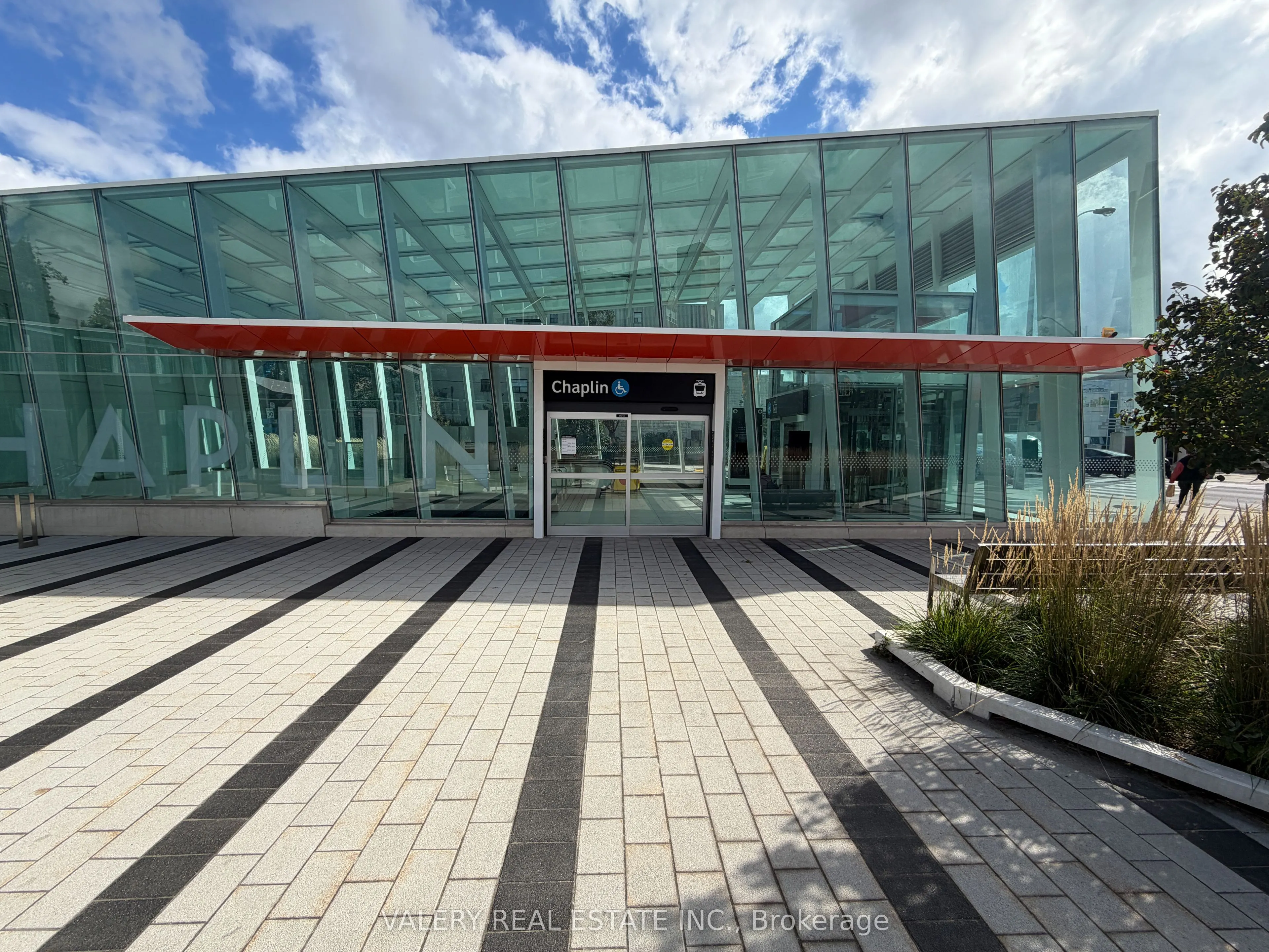 600 Eglinton Avenue W #410