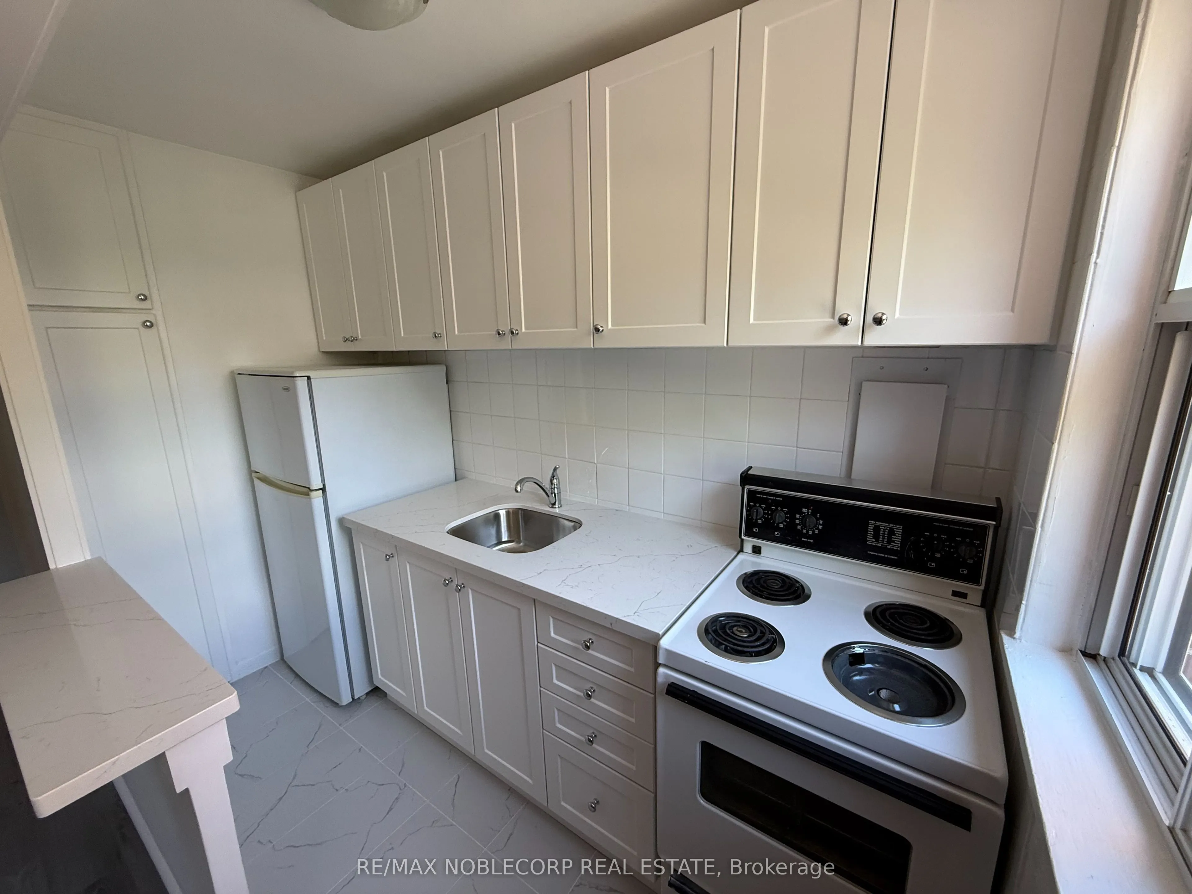 1315 Bayview Avenue #106