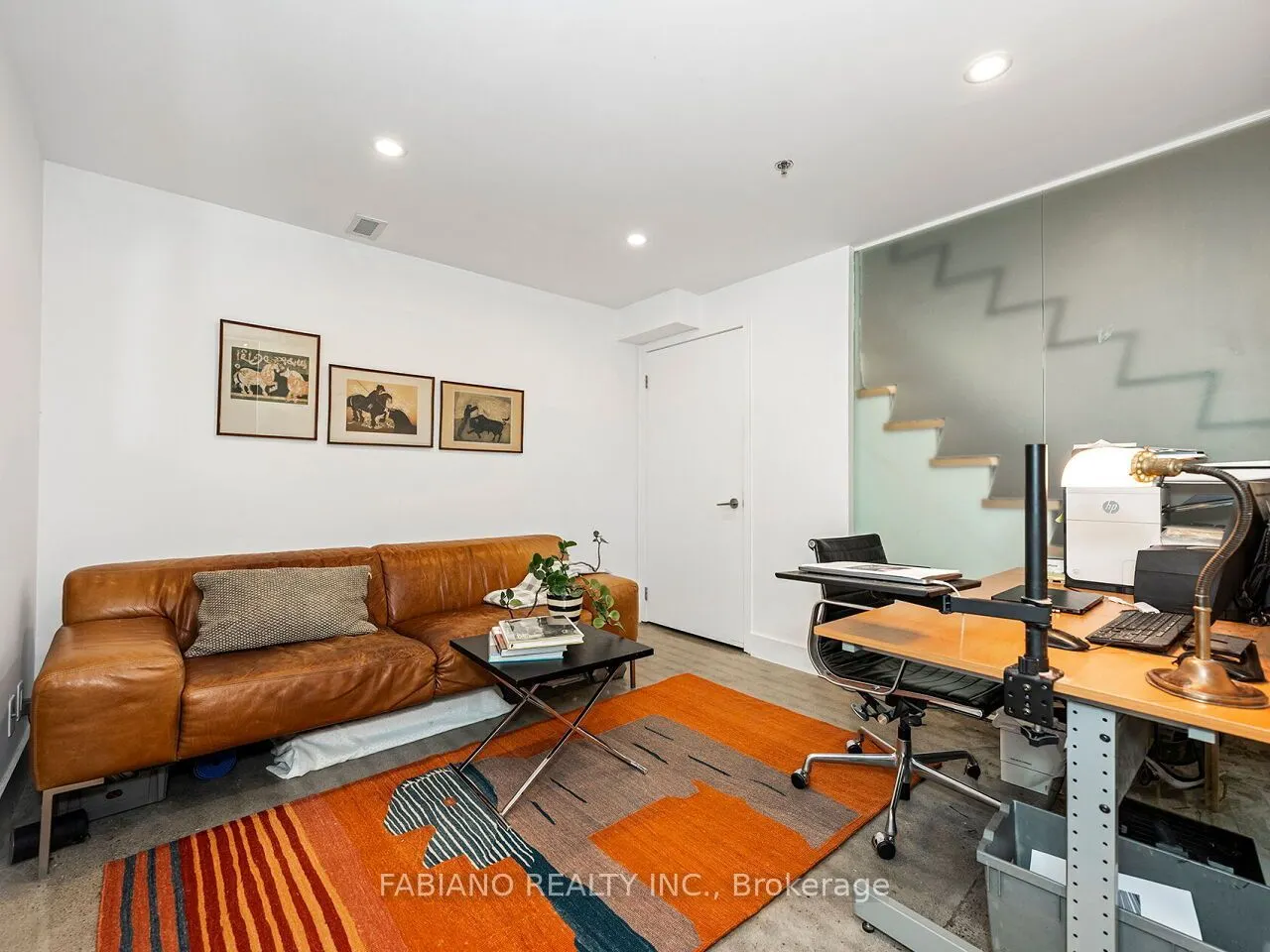43 Hanna Avenue #532
